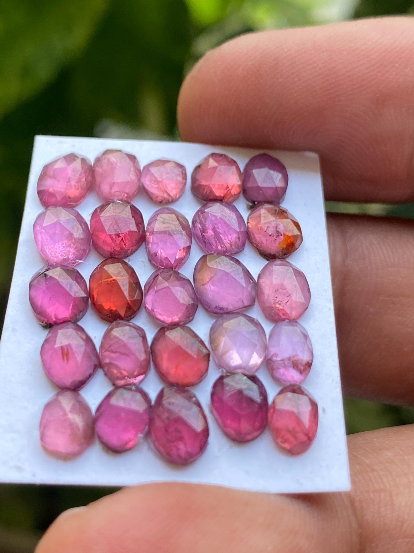 Rhodolite pink garnet Rosecut size 5.5x4mm-7x5mm wt 18.5 cts pcs 25 lovely pink garnet Rosecut rhodolite garnet slices