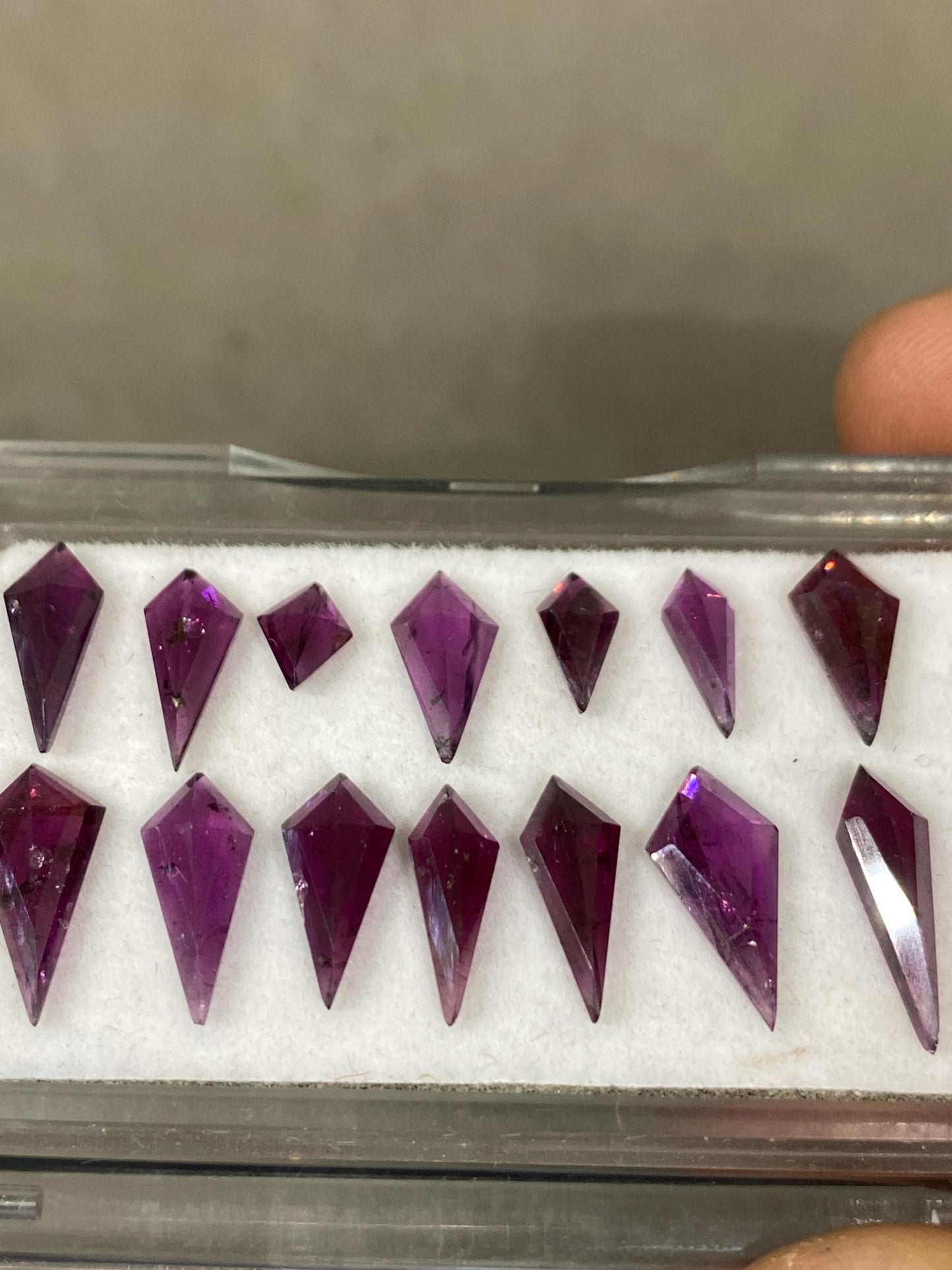 Dazzling Rhodolite garnet geometric kite step cuts aaa quality wt  cts pcs 14 small size  Rhodolite garnet stepcut hexagons