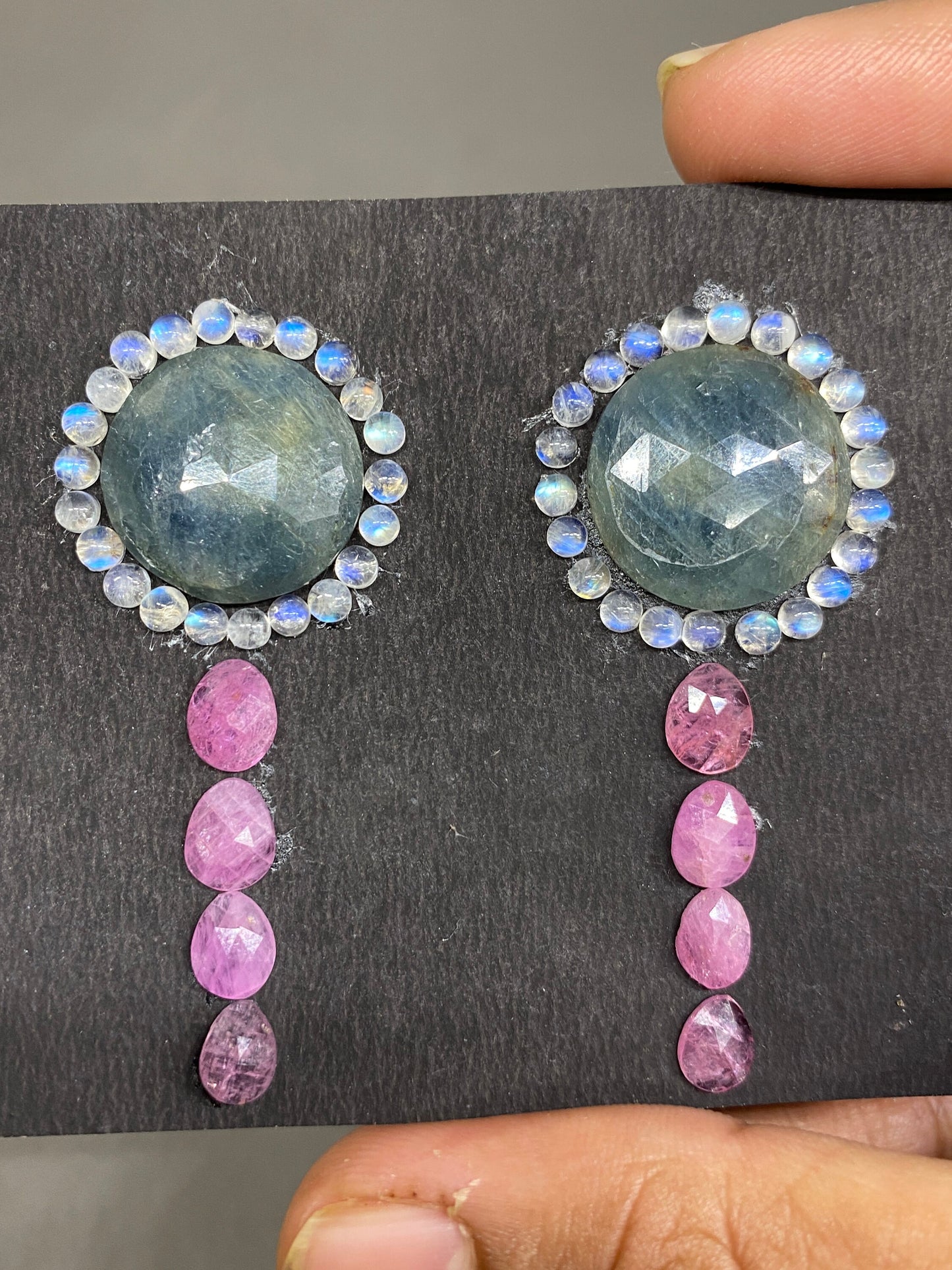 Natural ruby blue sapphire rosecut pair rainbow moonstone round earring supply size 3mm-19.5mm weight 55 carats pcs 54 natural cabochons