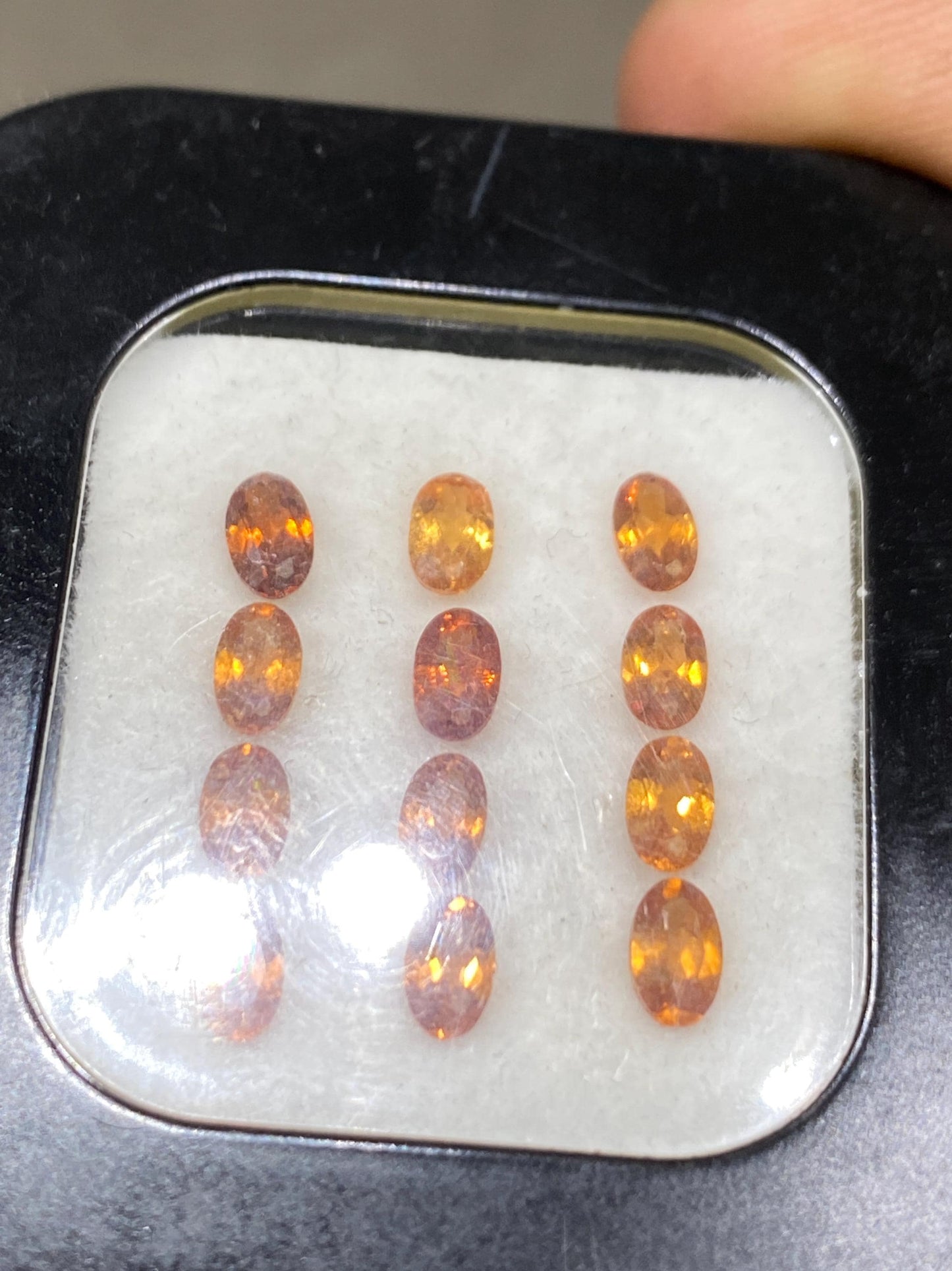 Fantastic orange Fanta garnet oval  cut weight carats pcs  12  size   spessartite faceted