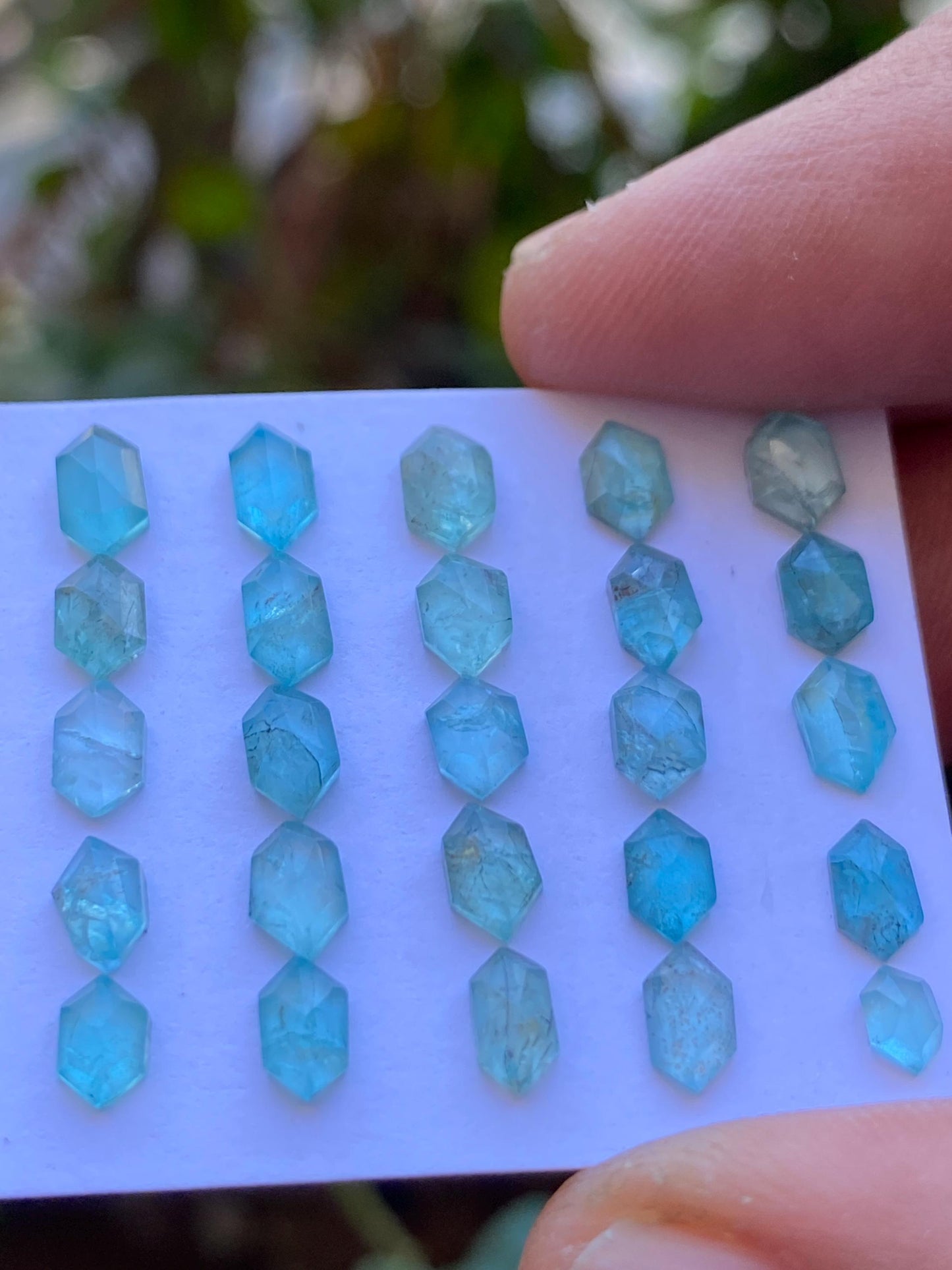 Stunning blue green apatite faceted hexagonal size fancy hexagons nice color small size 4x3-7x4mm  wt 10.75 cts pcs 25 apatite hexagon