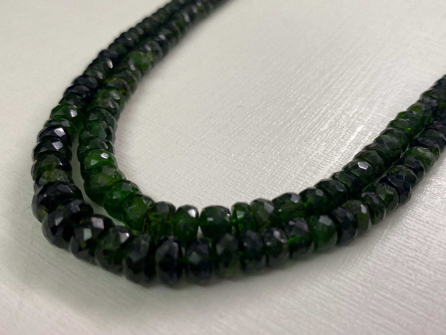 Rare green chrome diopside faceted beads rare necklace 3.5mm-6mm weight 153 length 15 and 16 inches