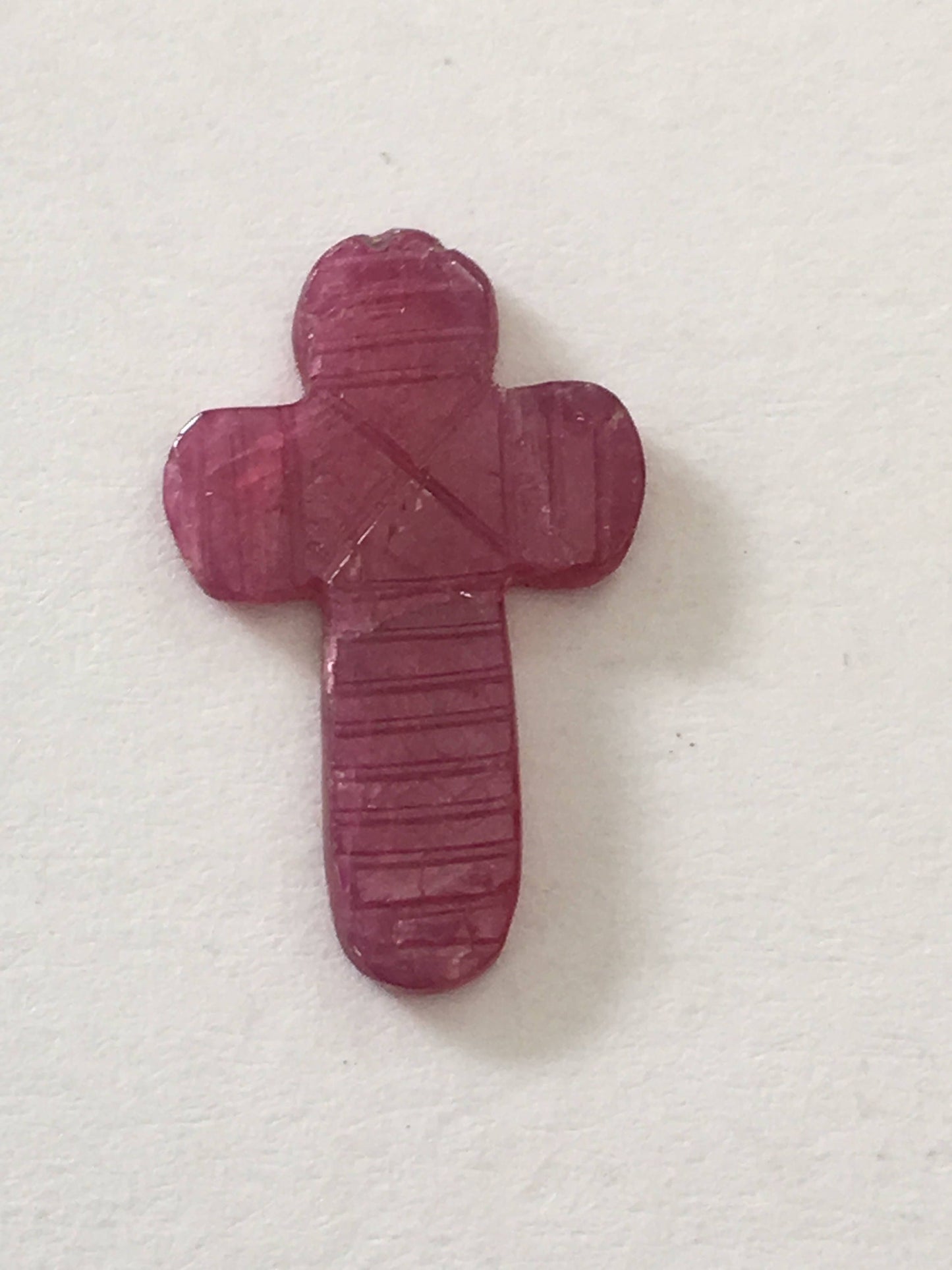 Very rare ruby cross weight 2.5 carats 17x10mm