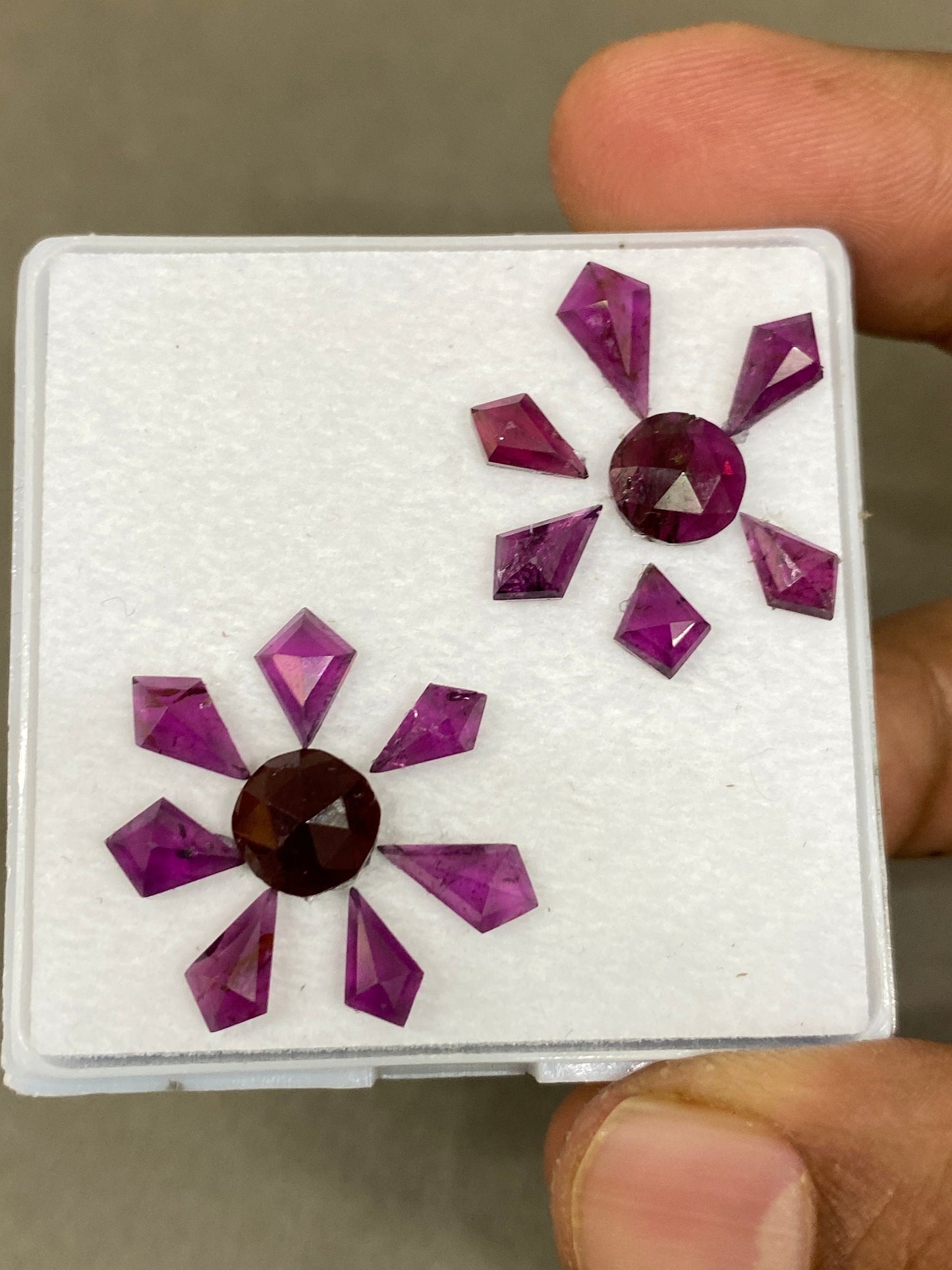 Wow Rhodolite garnet geometric kite step cut round rosecut aaa quality wt 16 cts pcs 15 size 8x4.6mm-10.3x6mm  Rhodolite garnet stepcut kite