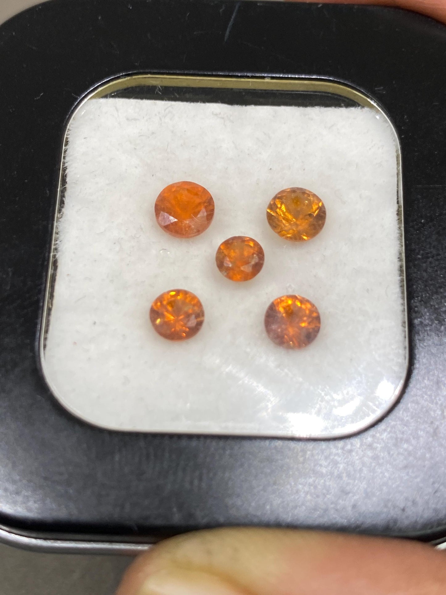 Stunning orange Fanta garnet round diamond cut weight 2.50 carats pcs  5  size 4mm-5mm spessartite faceted