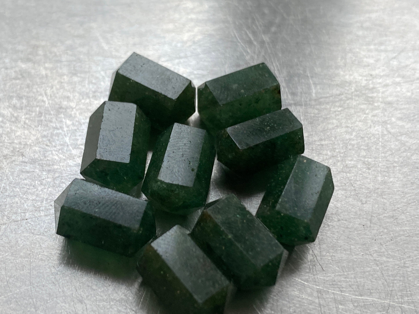 Lovely dark green quartz faceted double terminated points fancy shape size 14x8mm rosecut green onyx fancy shape green quartzpoints