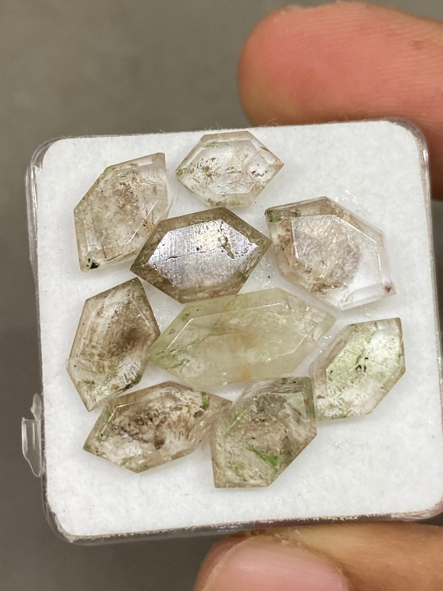 Mesmerising very rare  herkimer diamond hexagon amazing quality pcs 9 weight 20 carats size 9x6mm-16x7mm rosecut herkimer diamond