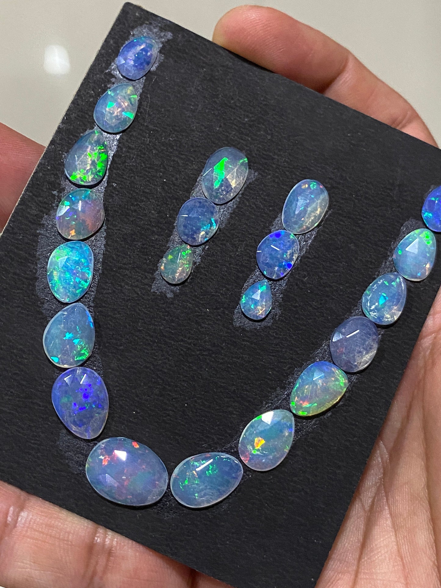 Gorgeous blue Ethiopian opal rosecut Welo opal rosecut necklace supply wt 21 cts pcs 21 aaa opal size 8x5-15x11mm fire opal rosecut