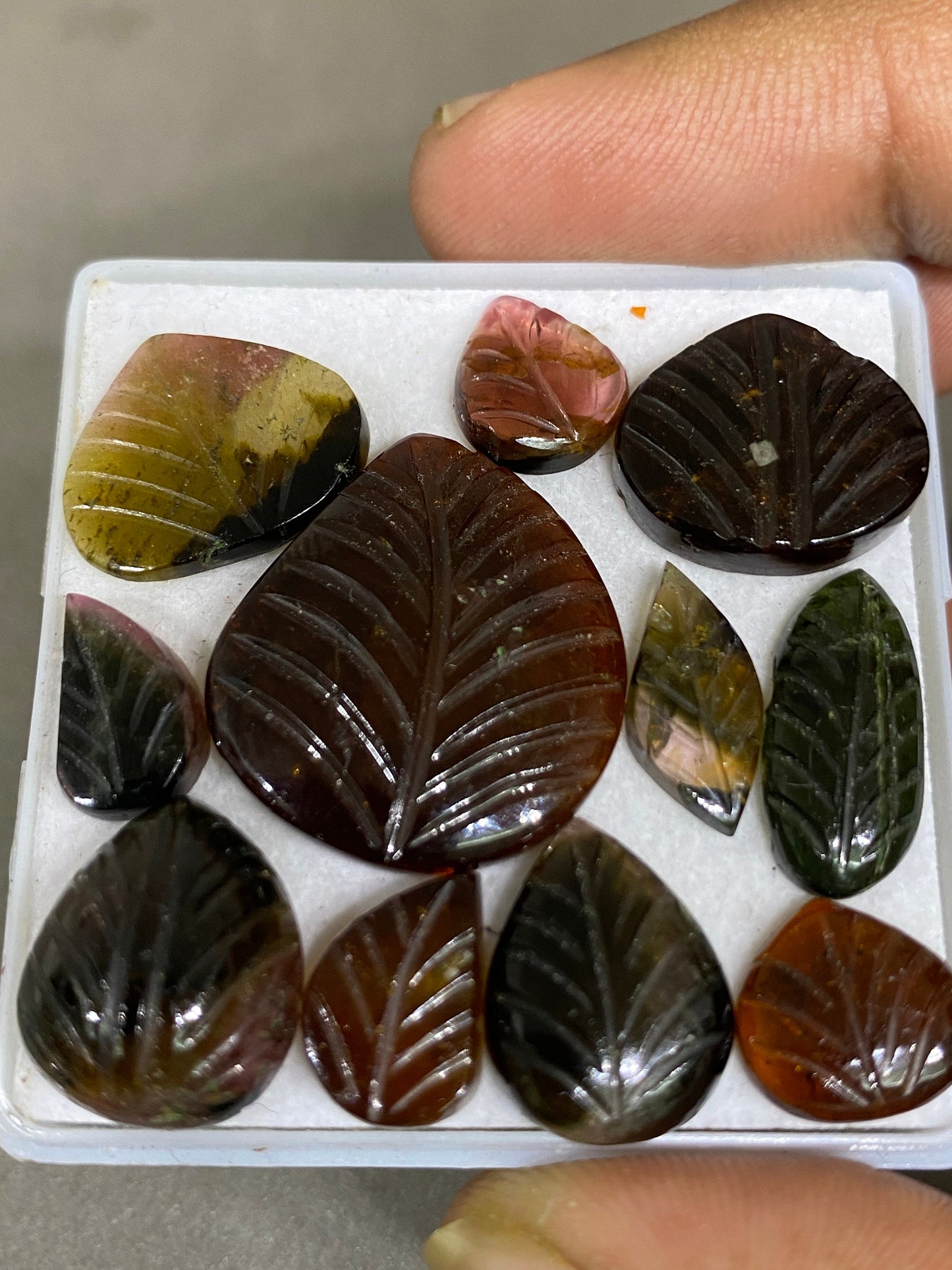 Attractive Petro tourmaline leaves carving petro tourmaline carvings wt 73 carats pcs 11 size 12x7-24x22mm tourmaline big leaf carving