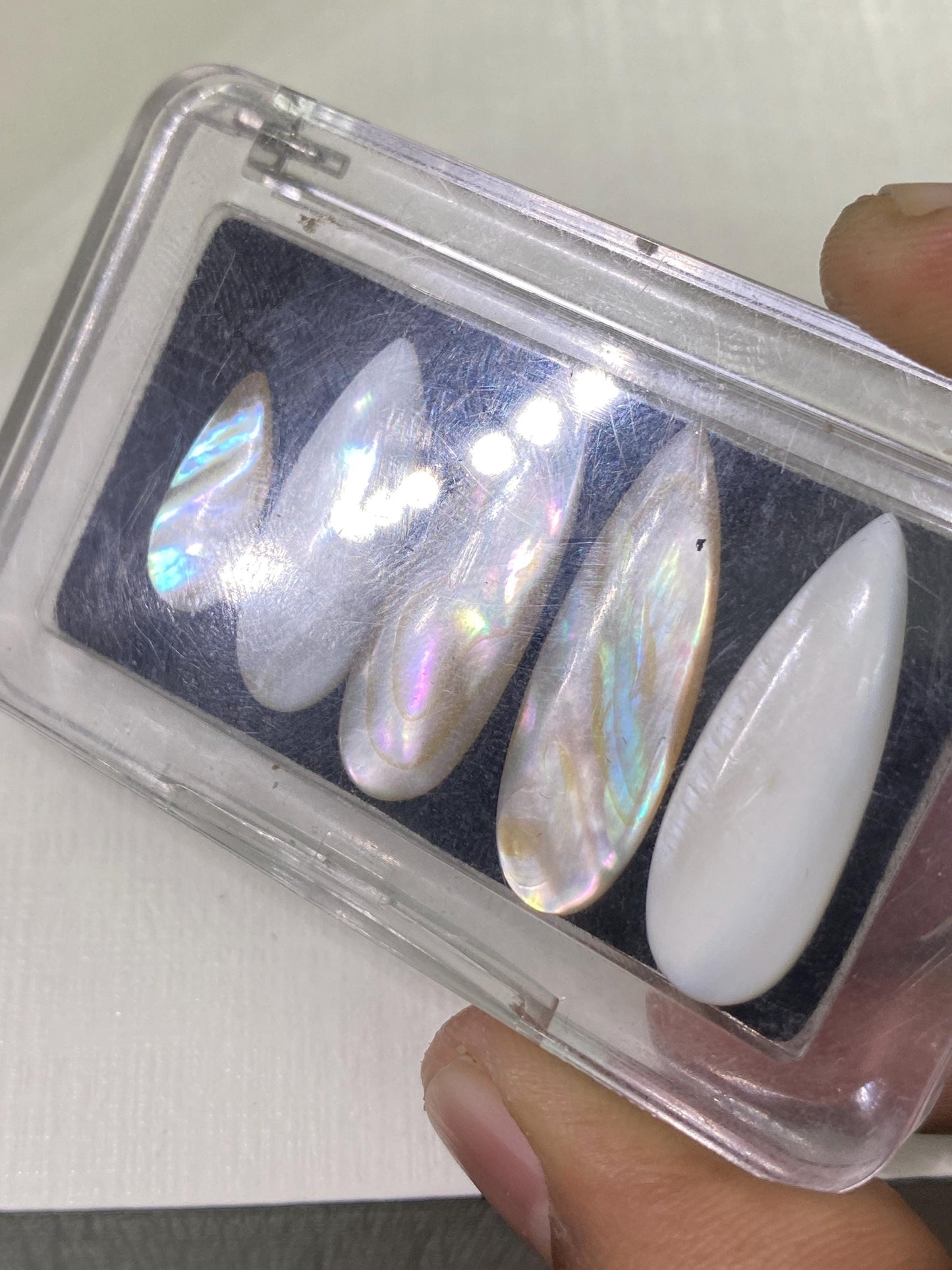 Vivacious rare Mother of Pearl pear shape large size smooth gems flats size 16x7-29x10mm wt 20.85 carats pcs 5 rosecut mother of Pearl