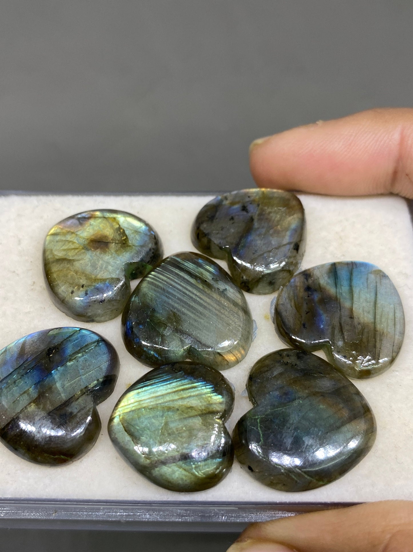 Stunning Rare labradorite heart cabochon pcs  7 weight 139 carats size 19mm-21mm labradorite heart cabochons smooth polished gem for pendant