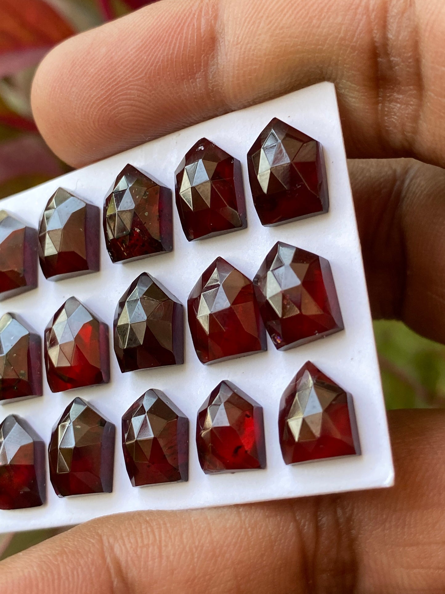 Gorgeous Rare red garnet geometric gate  wt 60 cts  pcs 15 size 9x7-10.5x8mm red garnet gate shape faceted jewelry supply