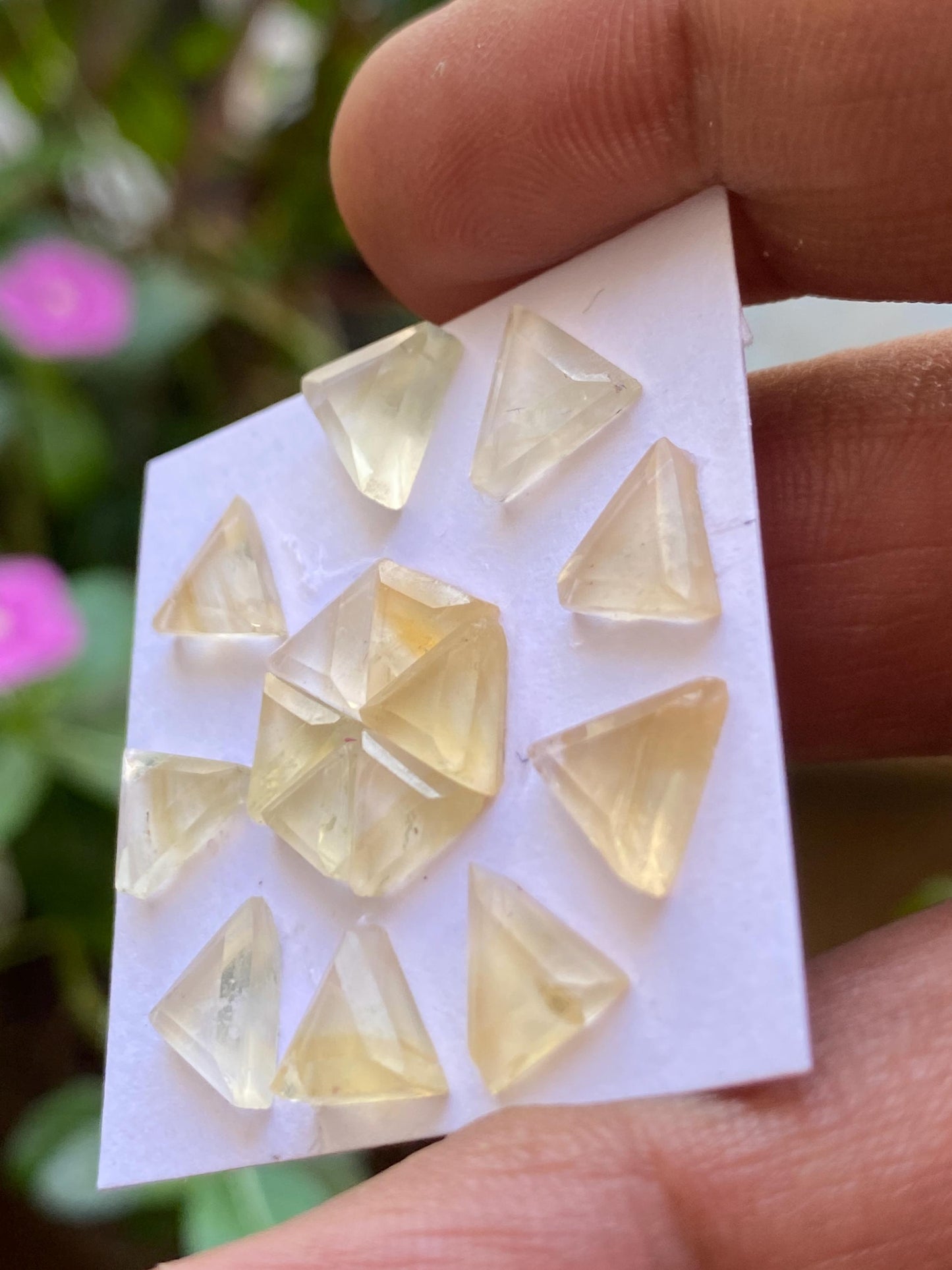 Gorgeous rare citrine triangle kite geometric  flatback beautiful fine quality pcs 15 wt 16.60 cts size 6mm-8mm citrine flatback