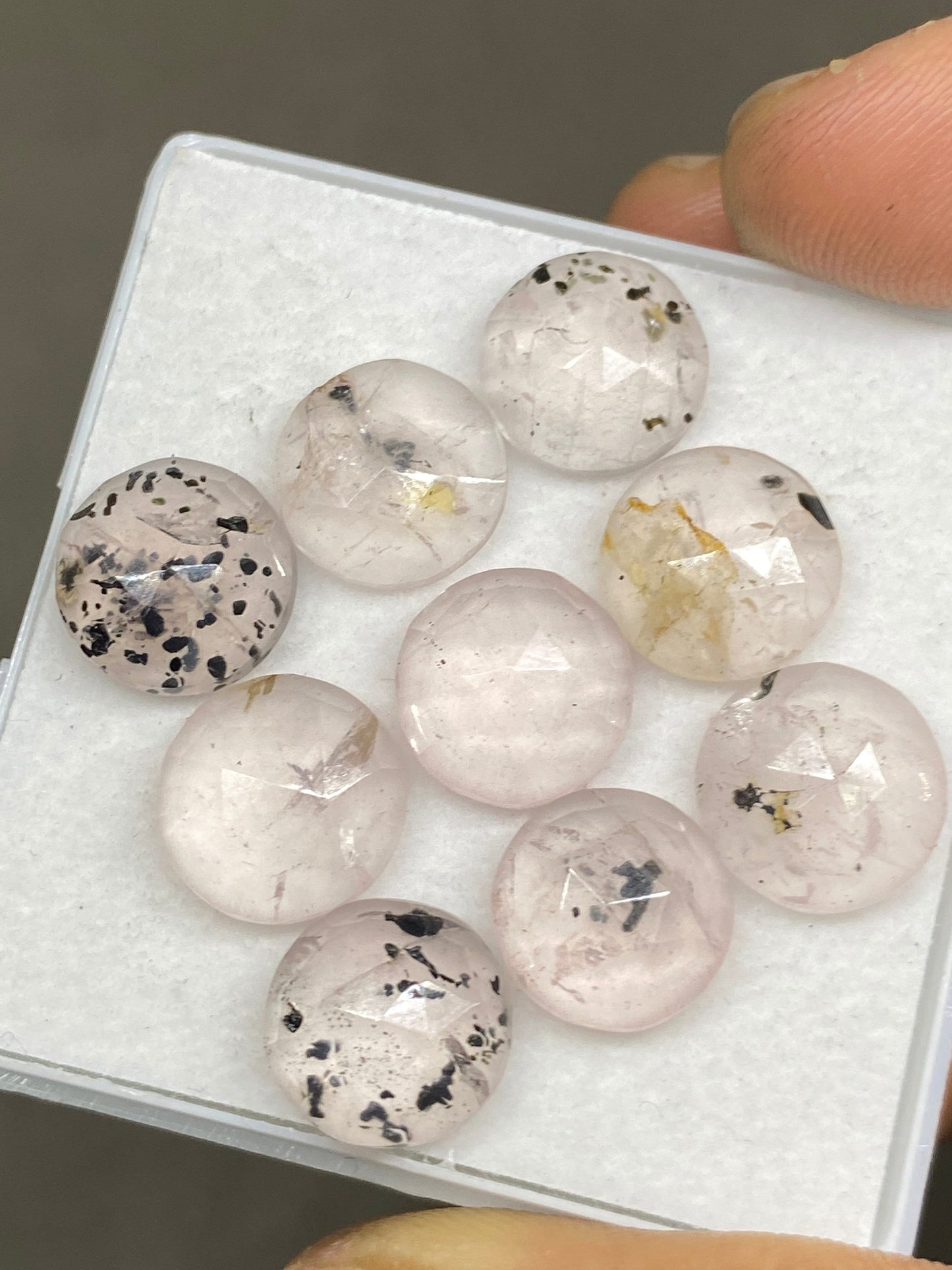 Fascinating Pink spots quartz Tanzania mines rosecut round gems size 12mm Pcs 9 wt 38 cts quartz round gems