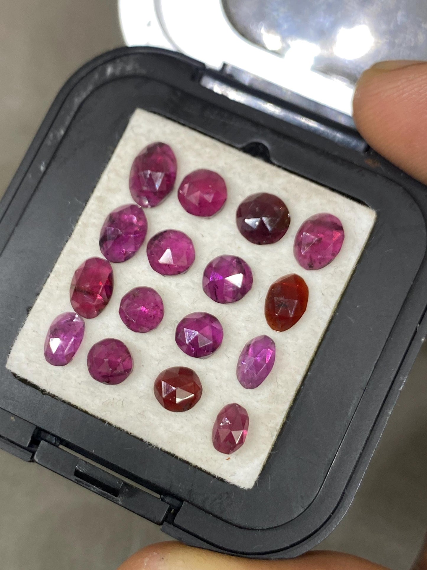 Rhodolite garnet fancy garnet rosecut pcs 16 wt 28 cts mix size 8.8x6mm-12x9mm ovalish shapes rhodolite purple garnet rosecut