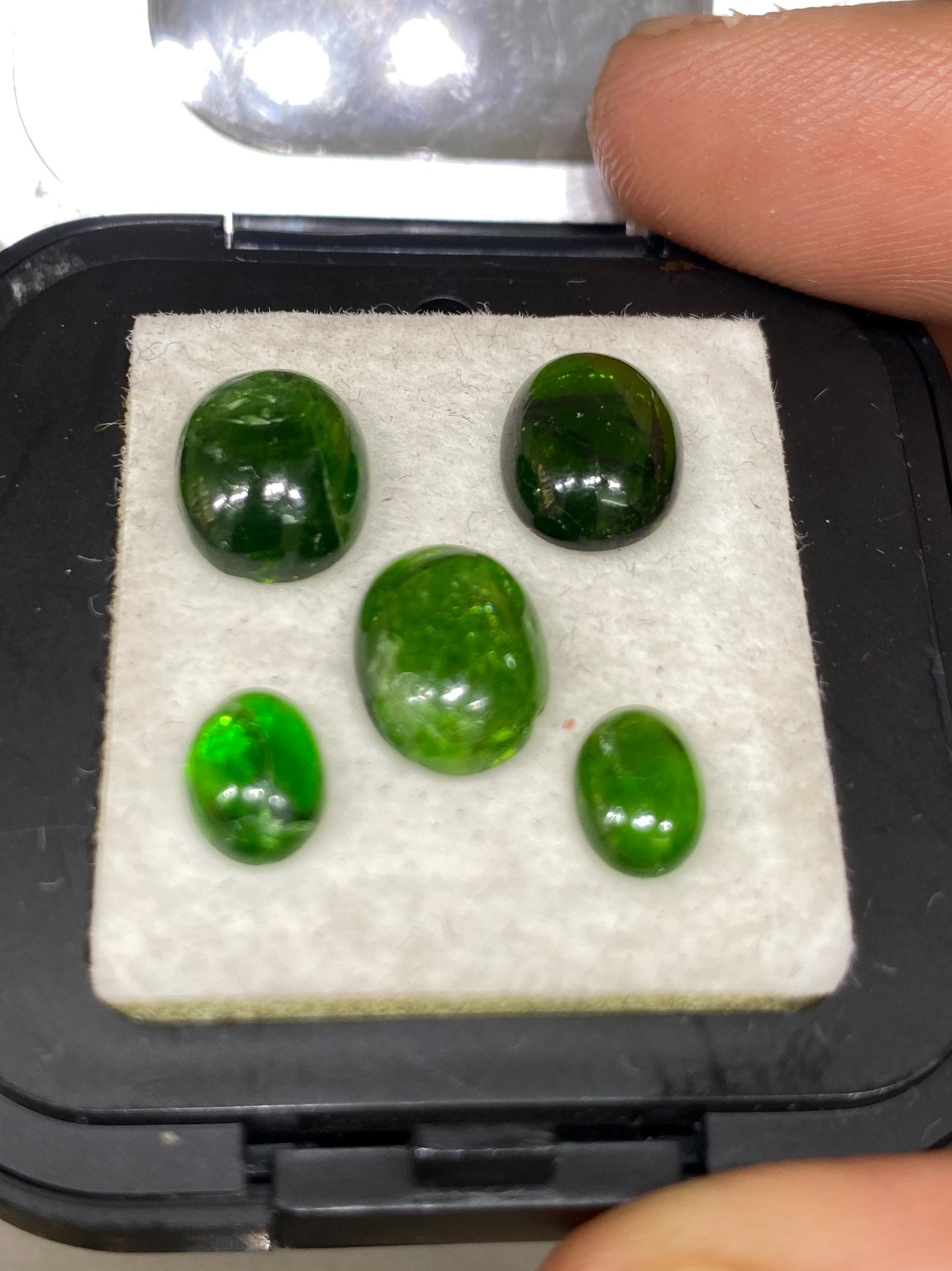 Fantastic Rare chrome diopside cabochons  vivid green color weight  carats size pcs 5 Chrome diopside