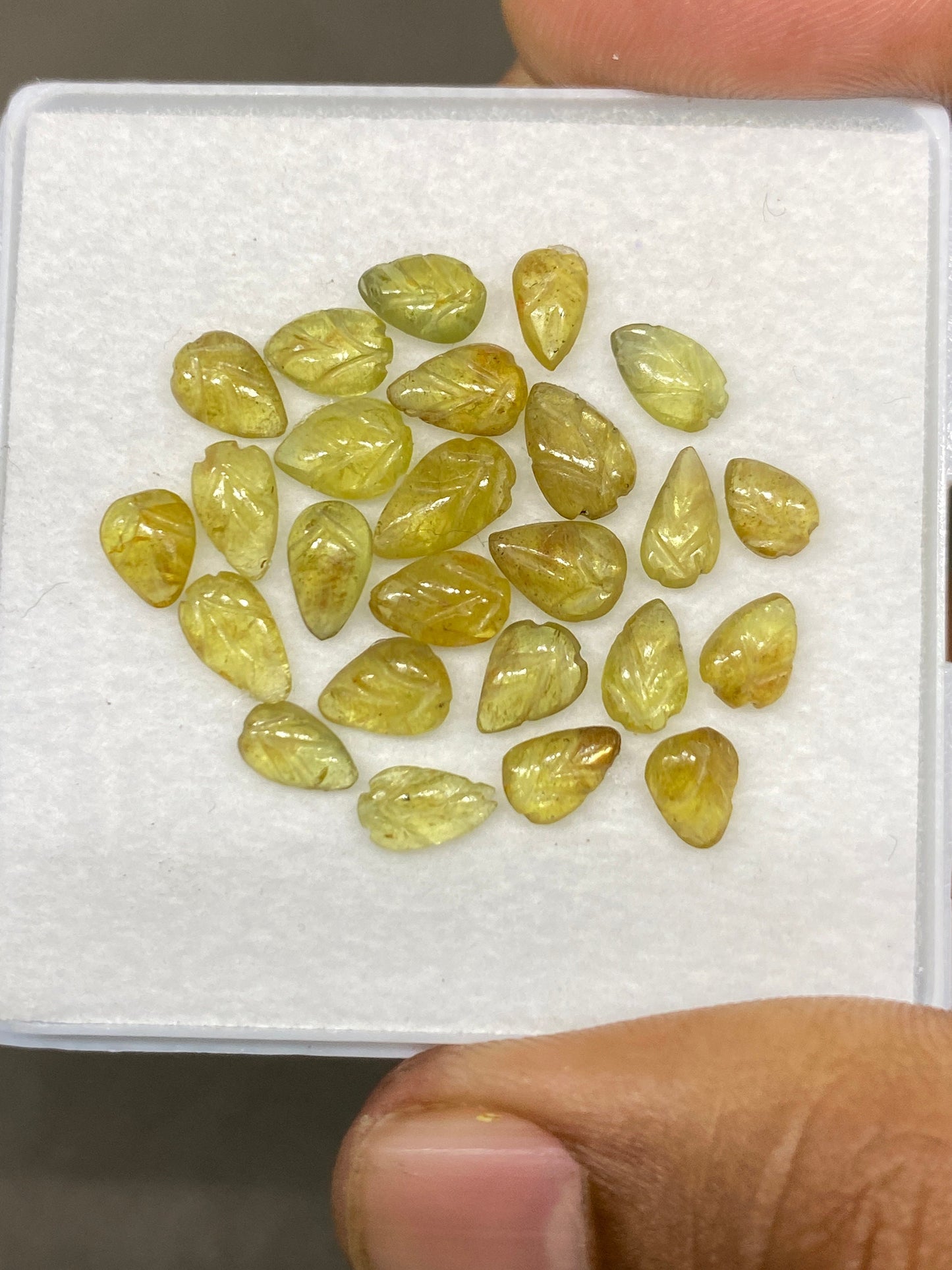 Vivacious Yellow sapphire leaves carving kenya mines beautiful color wt 14 carats pcs 25 size 5.8x4.3mm-8.4x5mm yellow sapphire leaf carving