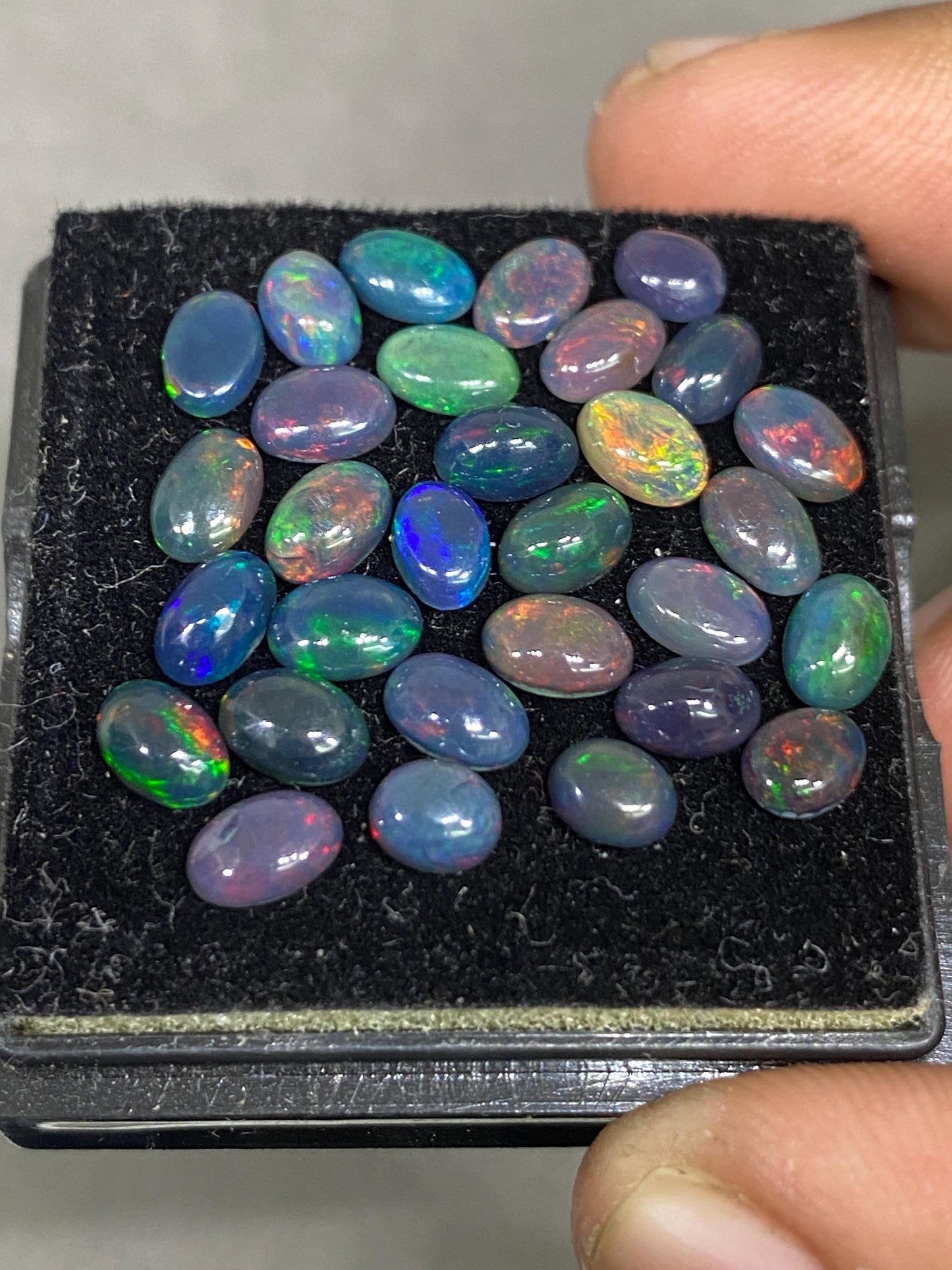 Black opal (smoked) Natural Fire opal cabochons lot size wt 7.15 cts size 5x4-6x4mm pcs 30 opal cabochon quality fire black opals cabochons