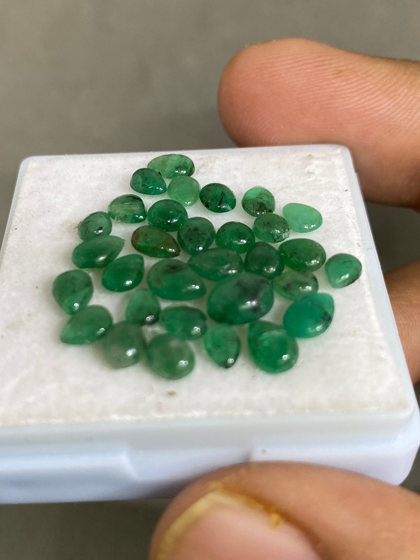 Massive rare Emerald cabochons mixed shapes emerald oval round pear weight 9.70 cts size  4mm- 7x5.6m  pcs 31 Emerald cabochon