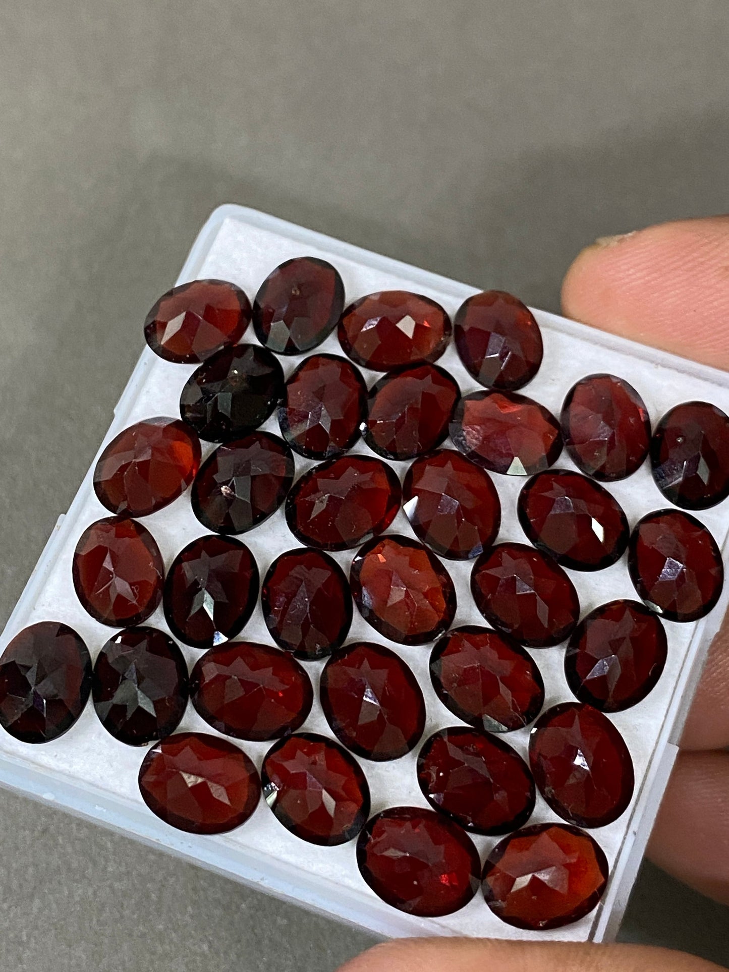 Rare Garnet cut oval shape pcs 34 size 9x7mm wt 68 cts Garnet cut stone good quality January birth stone