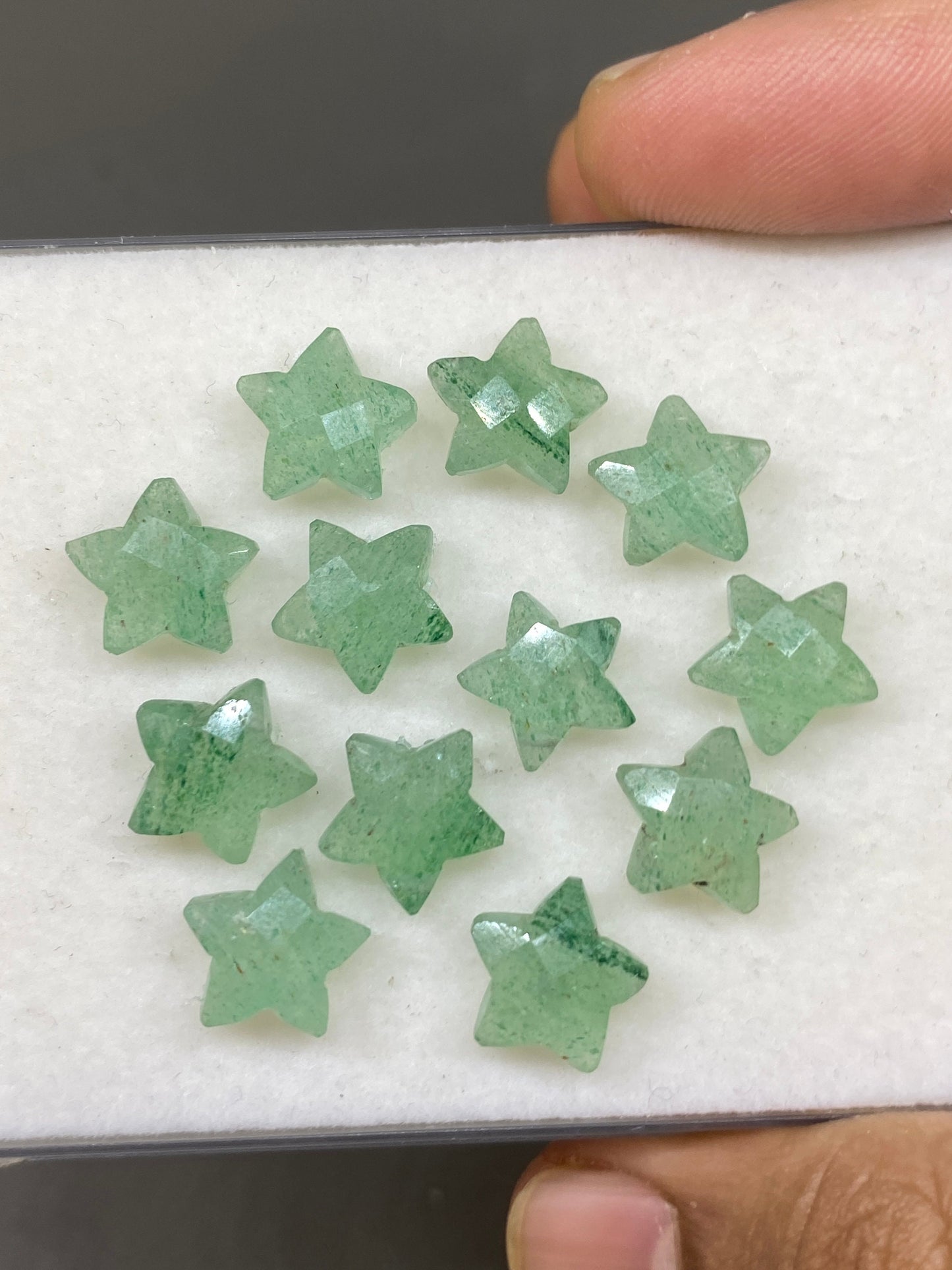 Attractive green quartz faceted star shape carving briolette drilled pcs 12 wt 39 cts approx size 10-11mm green quartz star briolette