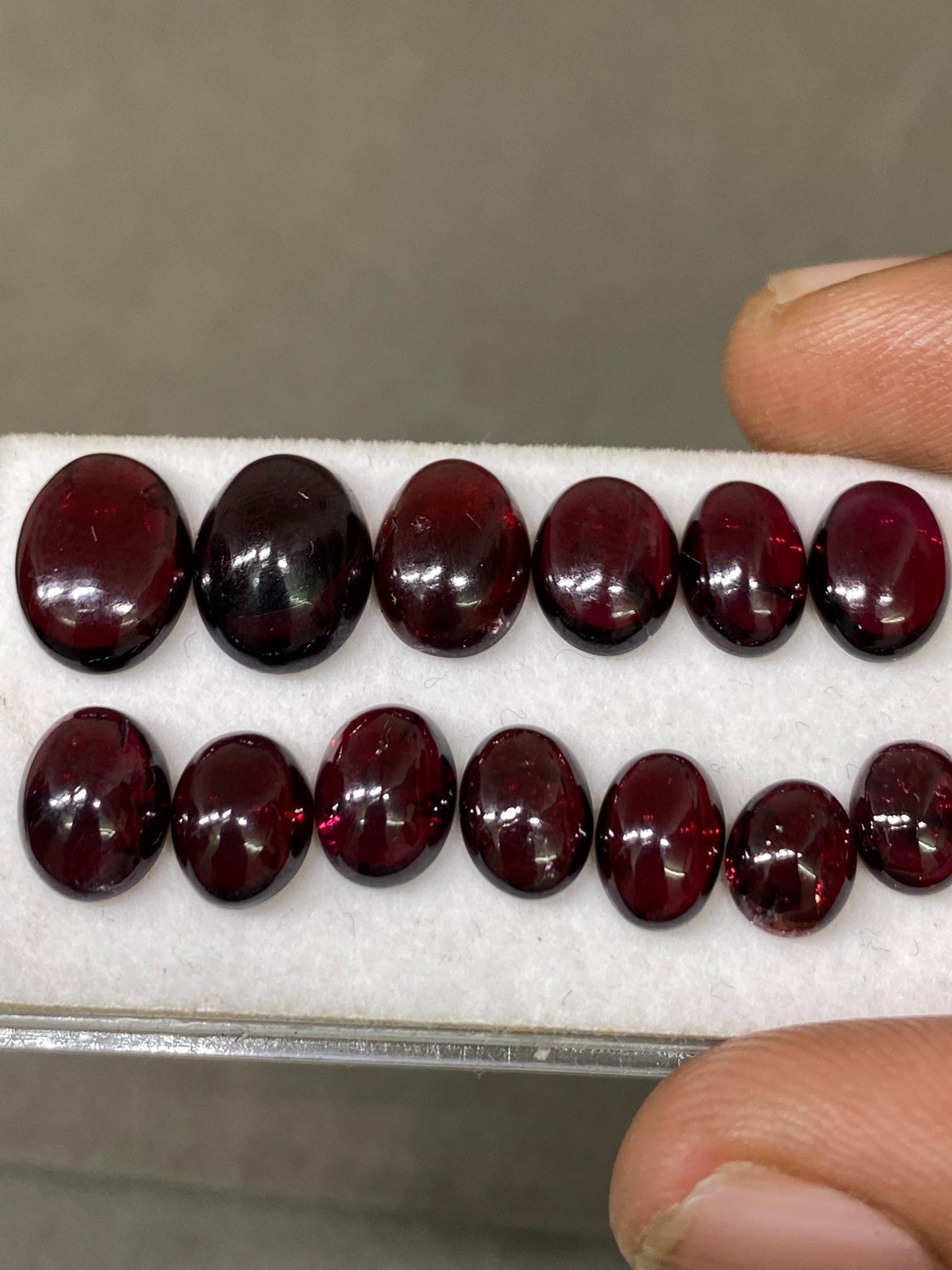 Gorgeous rare red garnet oval cabochons weight 32 carats pcs 13 size 7.3x5.7mm-11.5x8.7mm  Fancy red garnet cabochons