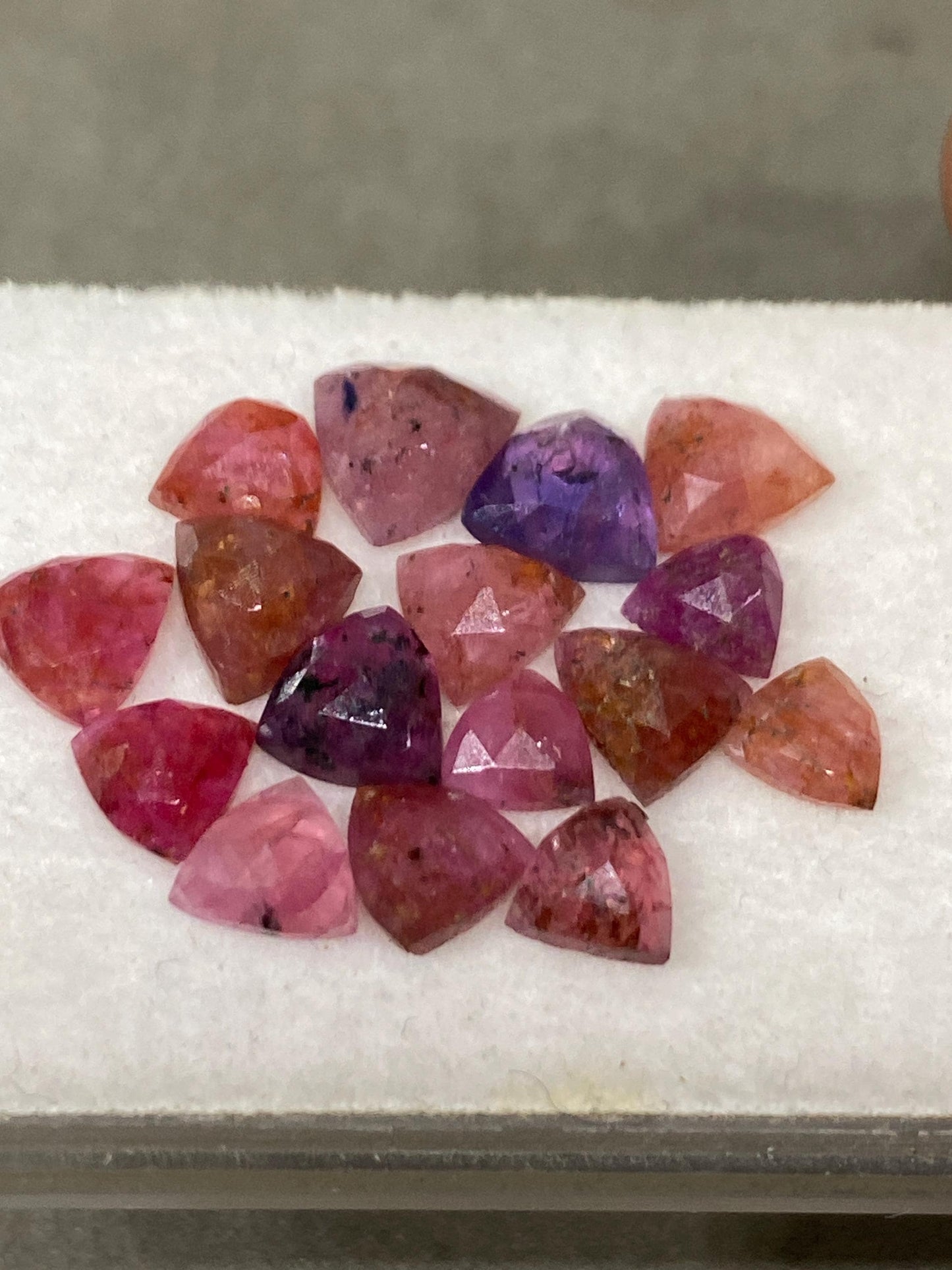 Beautiful Rare winza mines pretty bicolor pink sapphire rosecut trillion weight 12.85 cts pcs 17 size 5mm-7mm sapphire rosecut gems