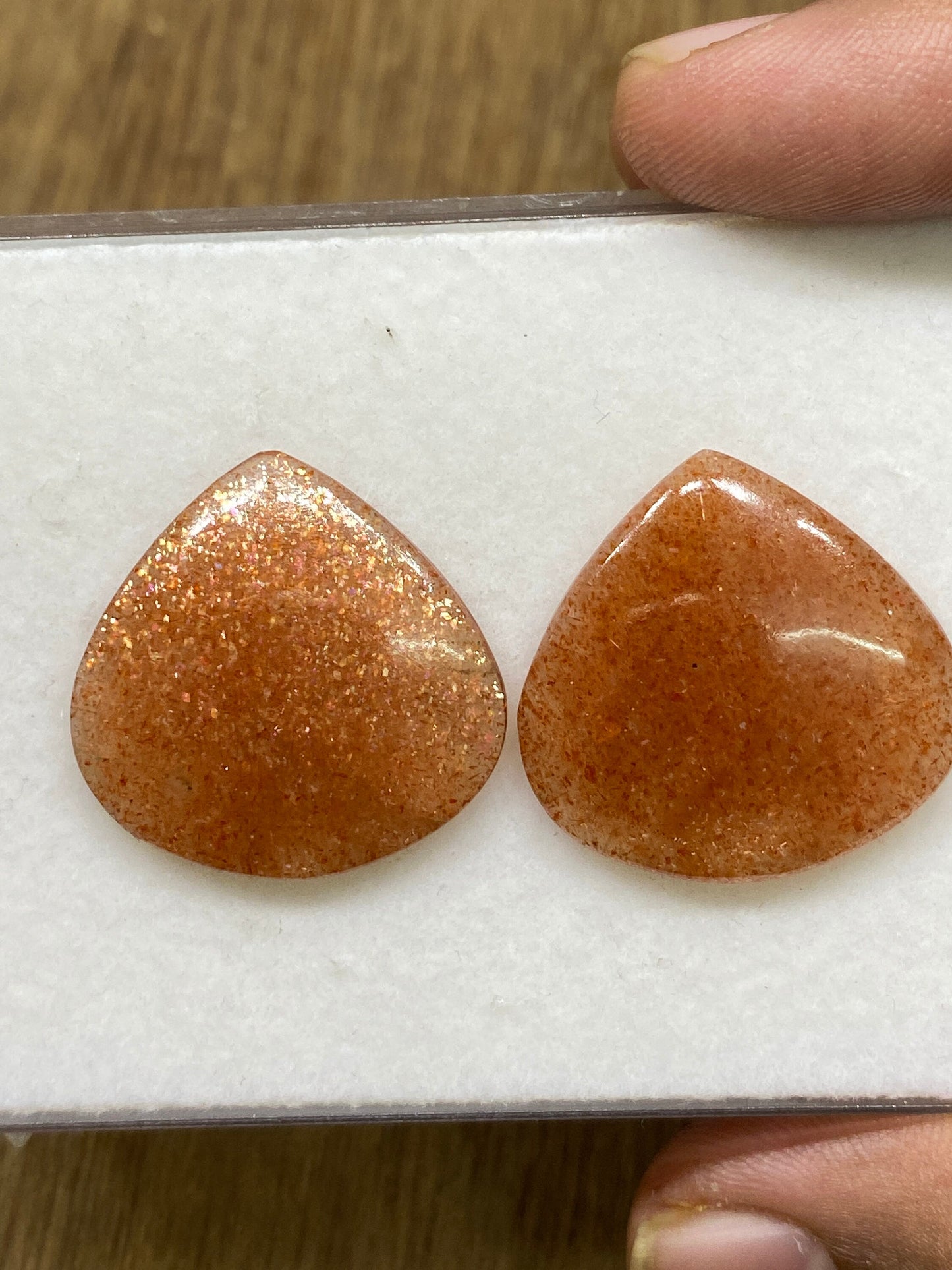 Stunning rare sunstone heart shape smooth flats wt 43 carats pcs 2 size 23mm  hexagon flatback gems