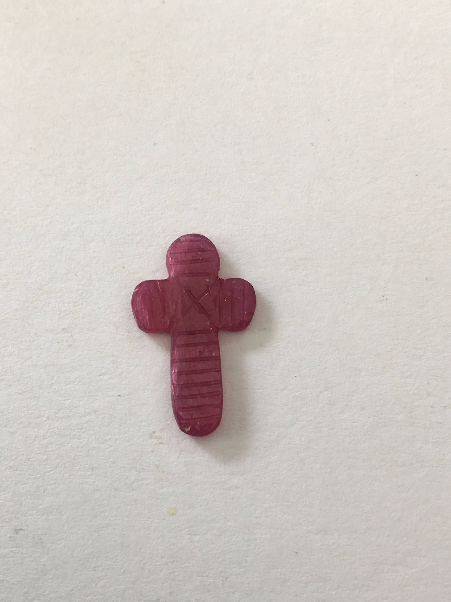 Very rare ruby cross weight 2.5 carats 17x10mm