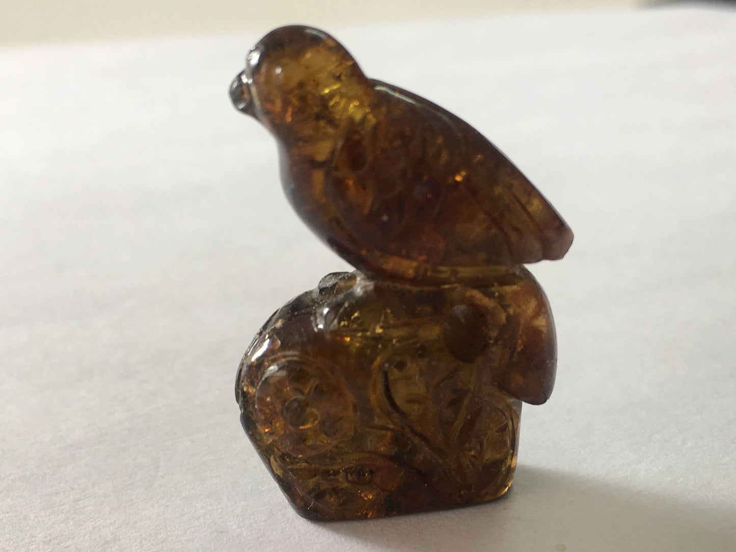 Rare Hessonite garnet bird carving weight 54.5 carats size 34x21mm