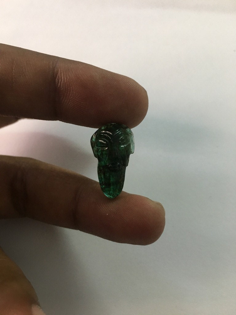 Extremely rare Emerald Face carving weight 9.5 carats Size 22x12mm emerald face handcarved emerald aaa emerald carving