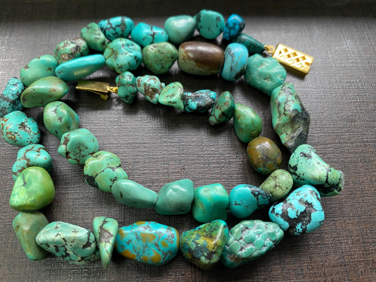 Rare turquoise necklace size wt  365 carats size 10x9mm-24x17mm length 21 inches turquoise tumbles beads necklace