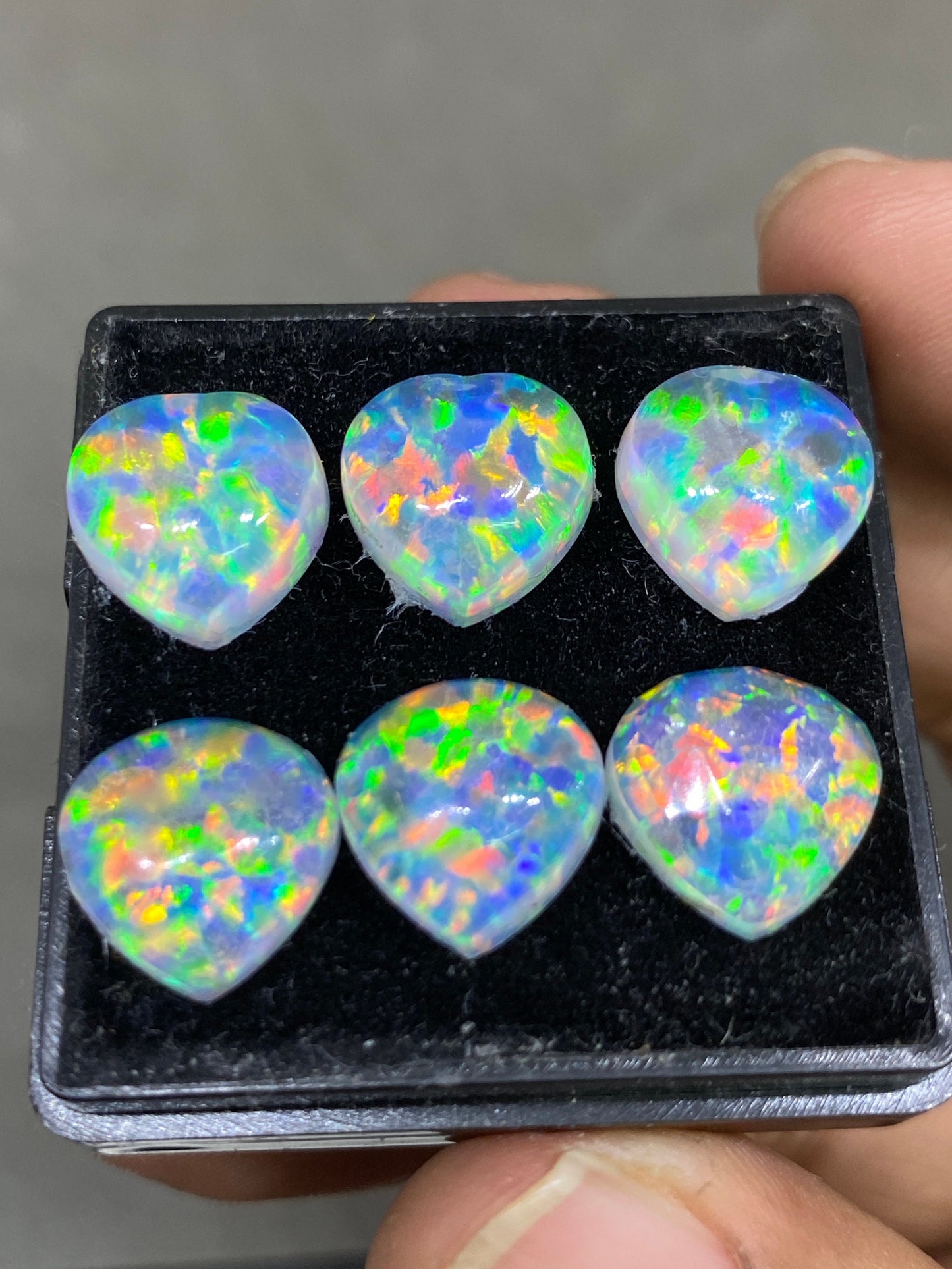 Stunning Multi fire aurora opal and crystal doublet heart  smooth and faceted cabs pcs 6 wt 19.5 carats  size 12mm ring pendant auroral opal