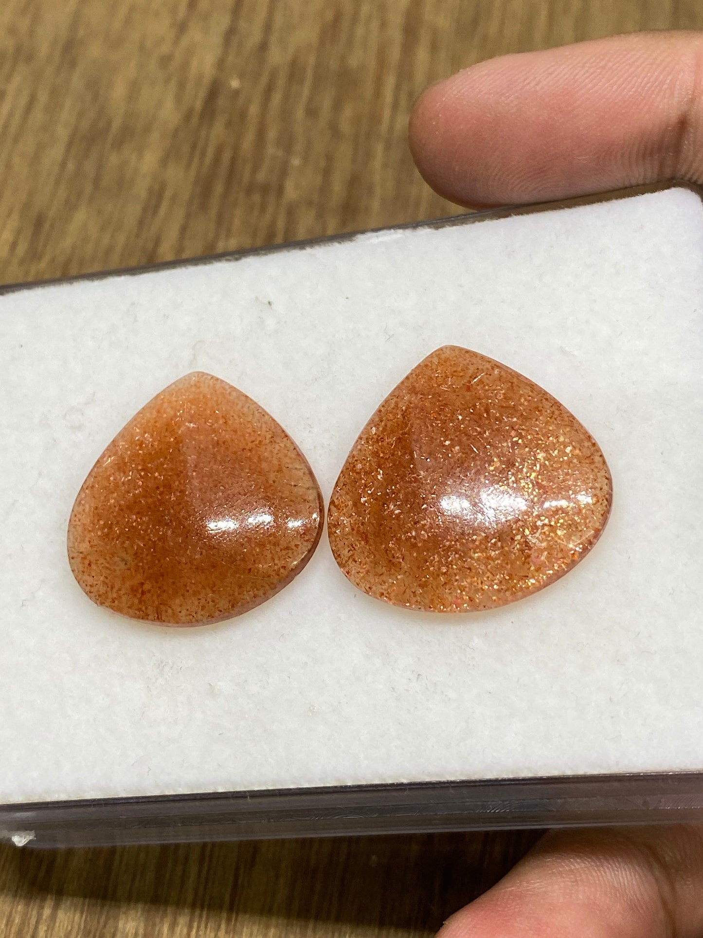 Stunning rare sunstone heart shape smooth flats wt 43 carats pcs 2 size 23mm  hexagon flatback gems