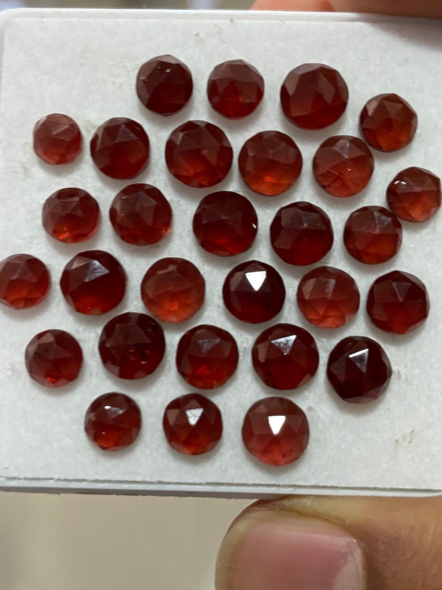 Gorgeous rare rosecut red garnet round rosecuts weight 35 carats pcs 29 size 5-6.5mm Fancy garnet rosecut