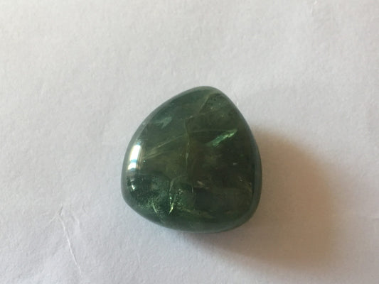 Very beautiful Extremely rare green sapphire big crack in the center 65 carats  umba sapphire smooth polished heart cabochon electric color