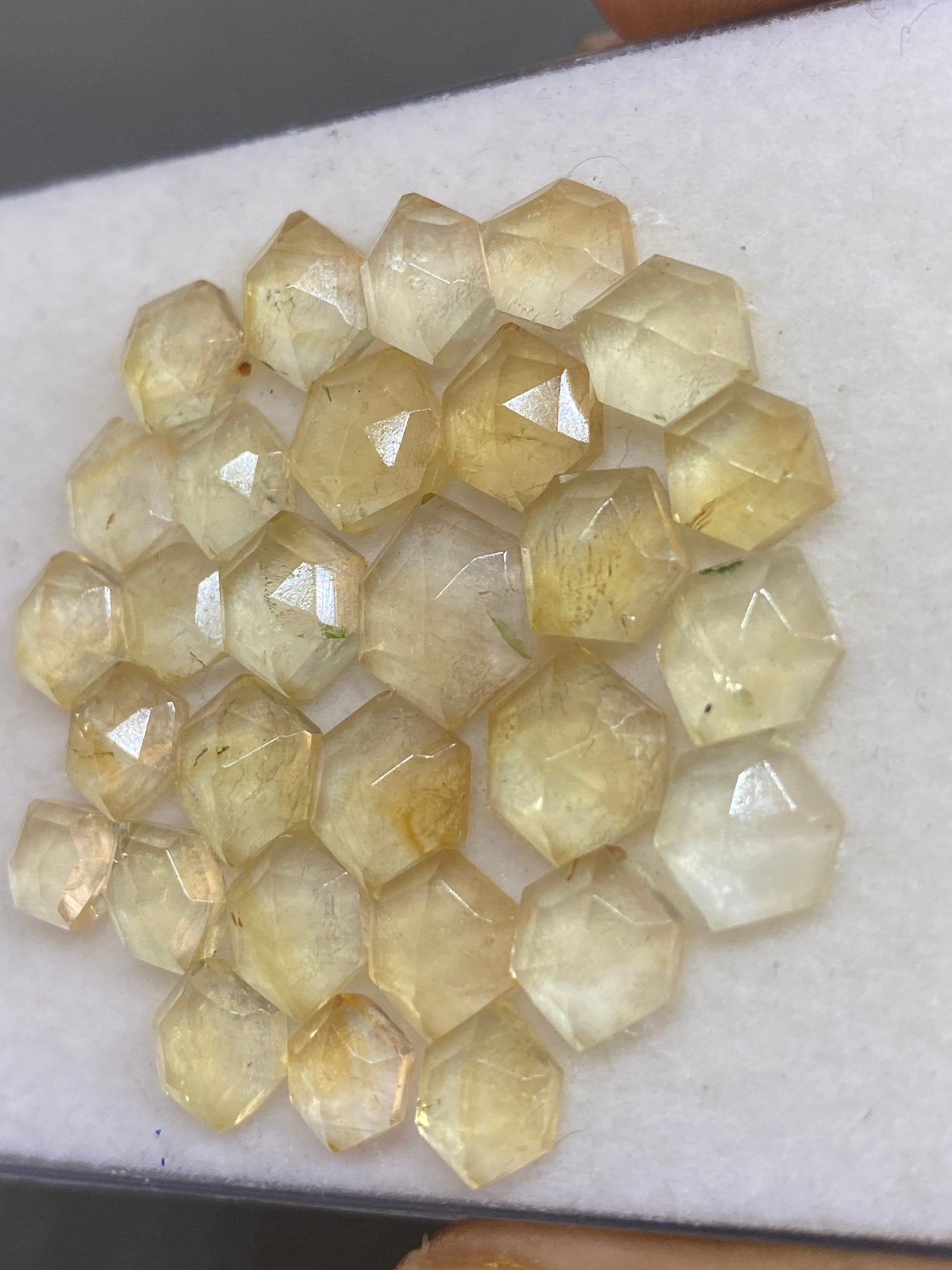 Scintillating citrine hexagon shape step cut weight 48 carats pcs 29 size 8x6mm-11x9mm citrine hexagon shape stepcut