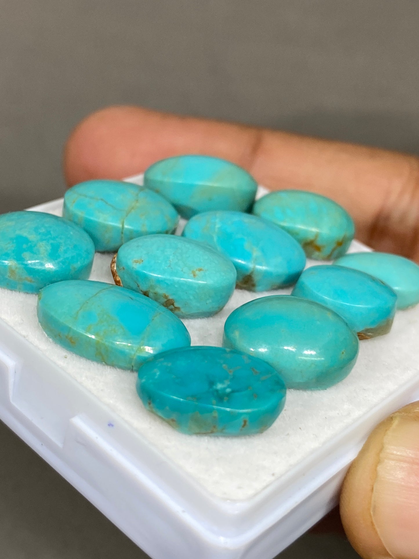 Gorgeous rare Turquoise cabochons  natural Arizona  mines smooth polished ovals pcs 11 wt 69 carats 12x9-16x10mm turquoise cabochons