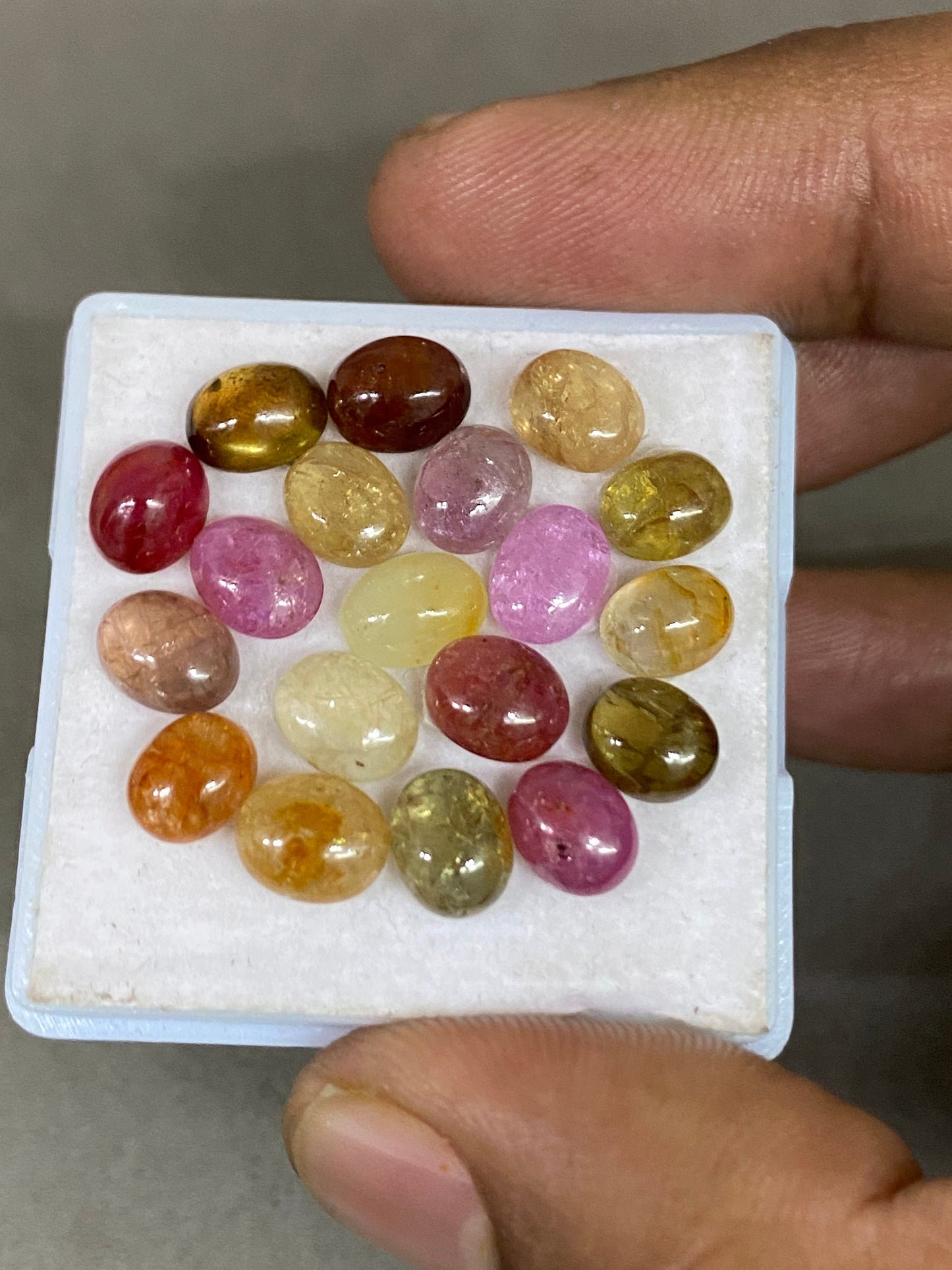 Very rare super fine quality umba sapphire natural unheated untreated sapphire cabochons wt 35 carats pcs 19 size 7.5x6mm-8x6.5mm  sapphire