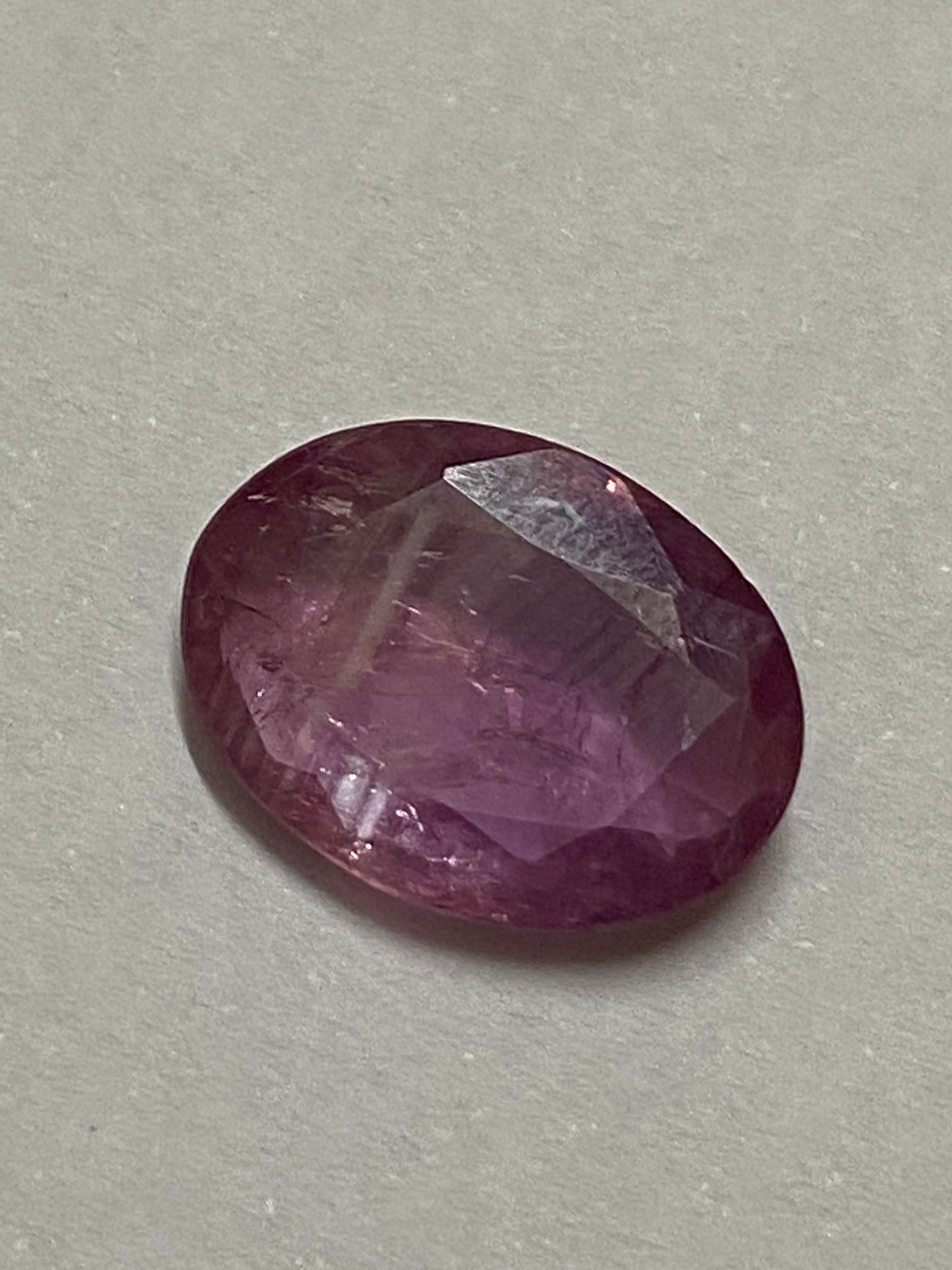 Stunning very rare pink sapphire oval cut stoner ring size fancy grey streak wt 6 cts  size 15x11mm unheated untreated sapphire oval cut