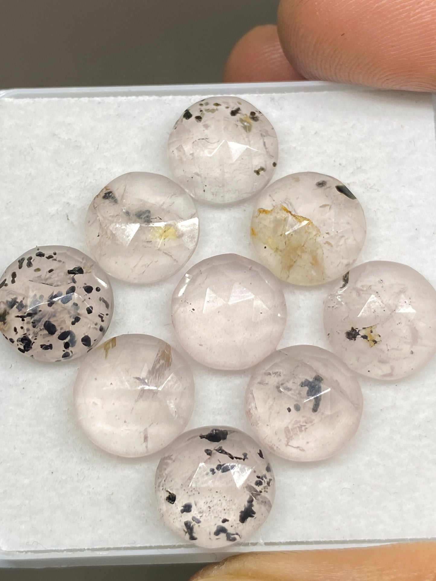 Fascinating Pink spots quartz Tanzania mines rosecut round gems size 12mm Pcs 9 wt 38 cts quartz round gems