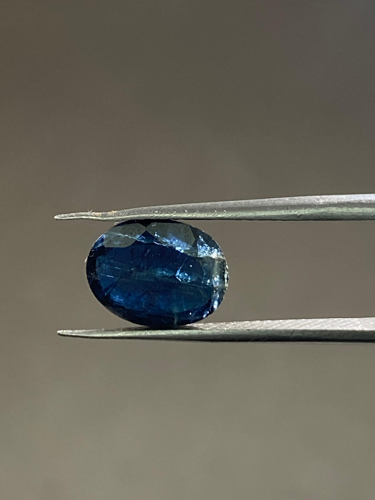 Very Rare blue sapphire oval aaa  natural unheated untreated weight 2.5 carats 10x8mm natural sapphire ring supply