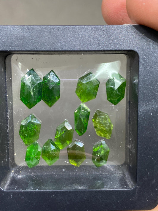 Nice rare green chrome diopside hexagon stepcut vivid green color size pcs 12 wt 16.10 cts size 8x5mm-11x6mm Chrome diopside