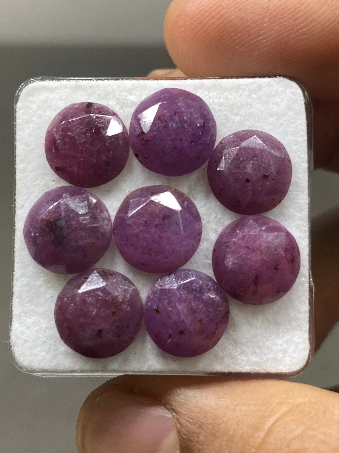 Purple red Sapphire Rosecut flats round shape  wt 26 cts 10mm pcs 8 purple sapphire round rosecut