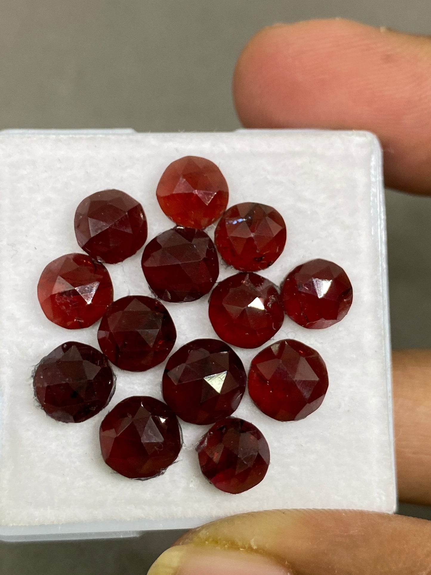 Fantastic Red garnet round shape rosecut weight 32.5 carats pcs 13 size 7.5-8.3mm  round rosecut garnet