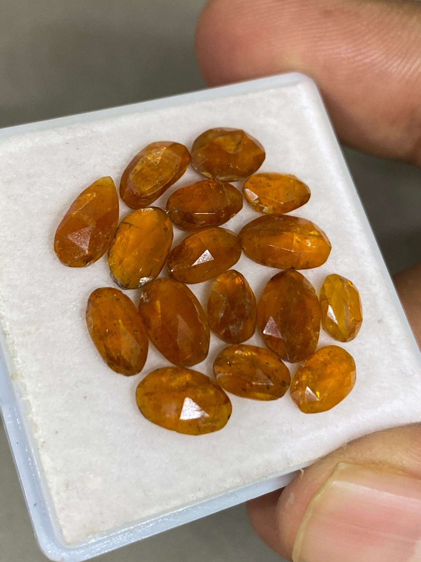 Wow Rare orange kyanite rosecut  flats fine quality weight 14 carats pcs 16 size 7x4mm-8.8x6.7mm good quality rosecut kyanite