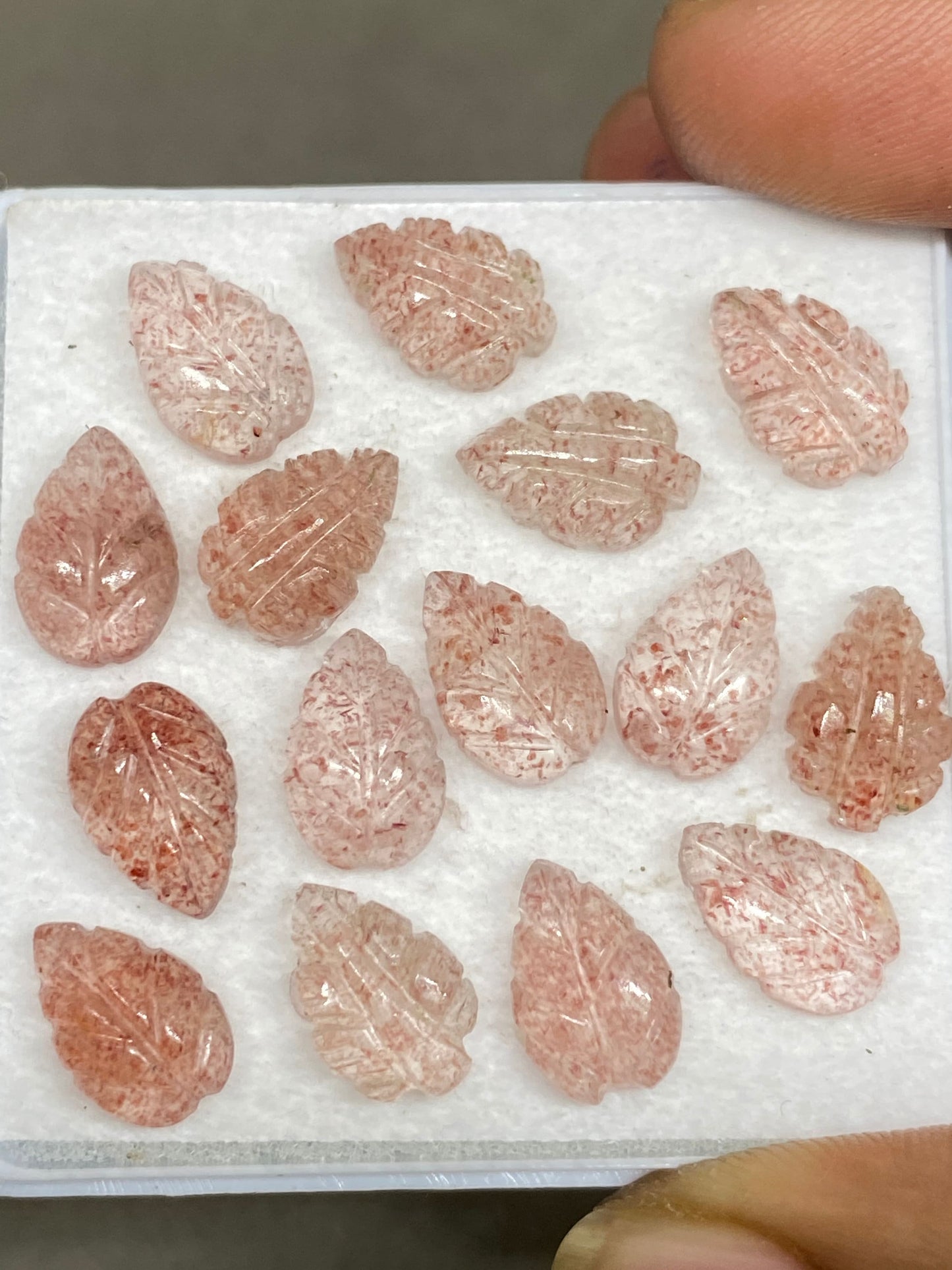 Fabulous Strawberry quartz leaves carving pink quartz leaves carvings wt 38 carats pcs 15 good size 12x8mm strawberry quartz leaf carving