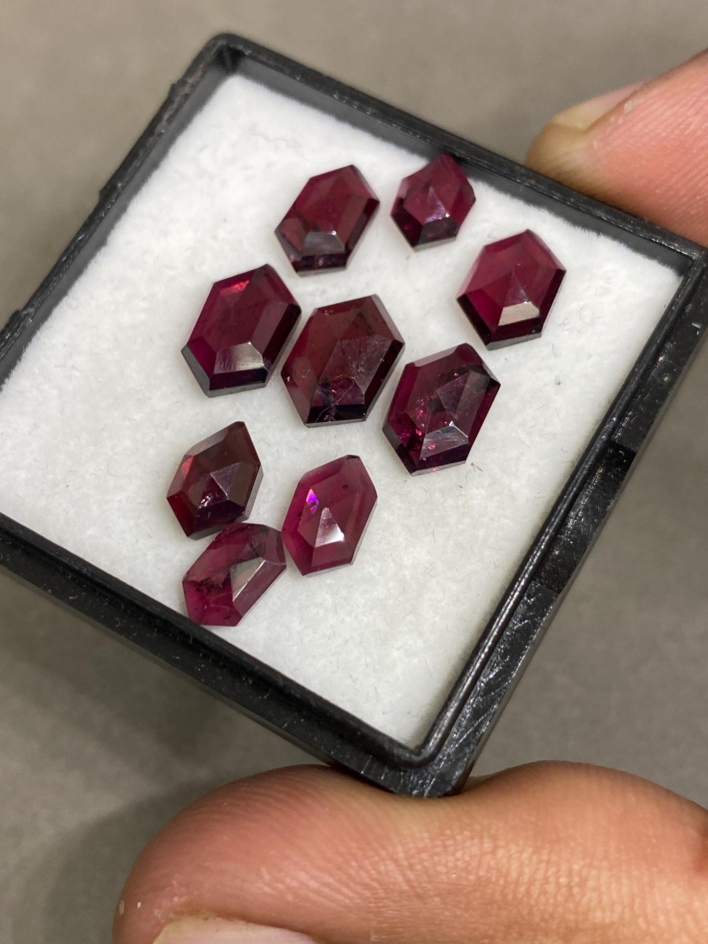 Vivacious  Red garnet hexagon step cuts aaa quality wt 14.10 cts pcs 9 size 7x5-10x6mm red  garnet stepcut hexagons