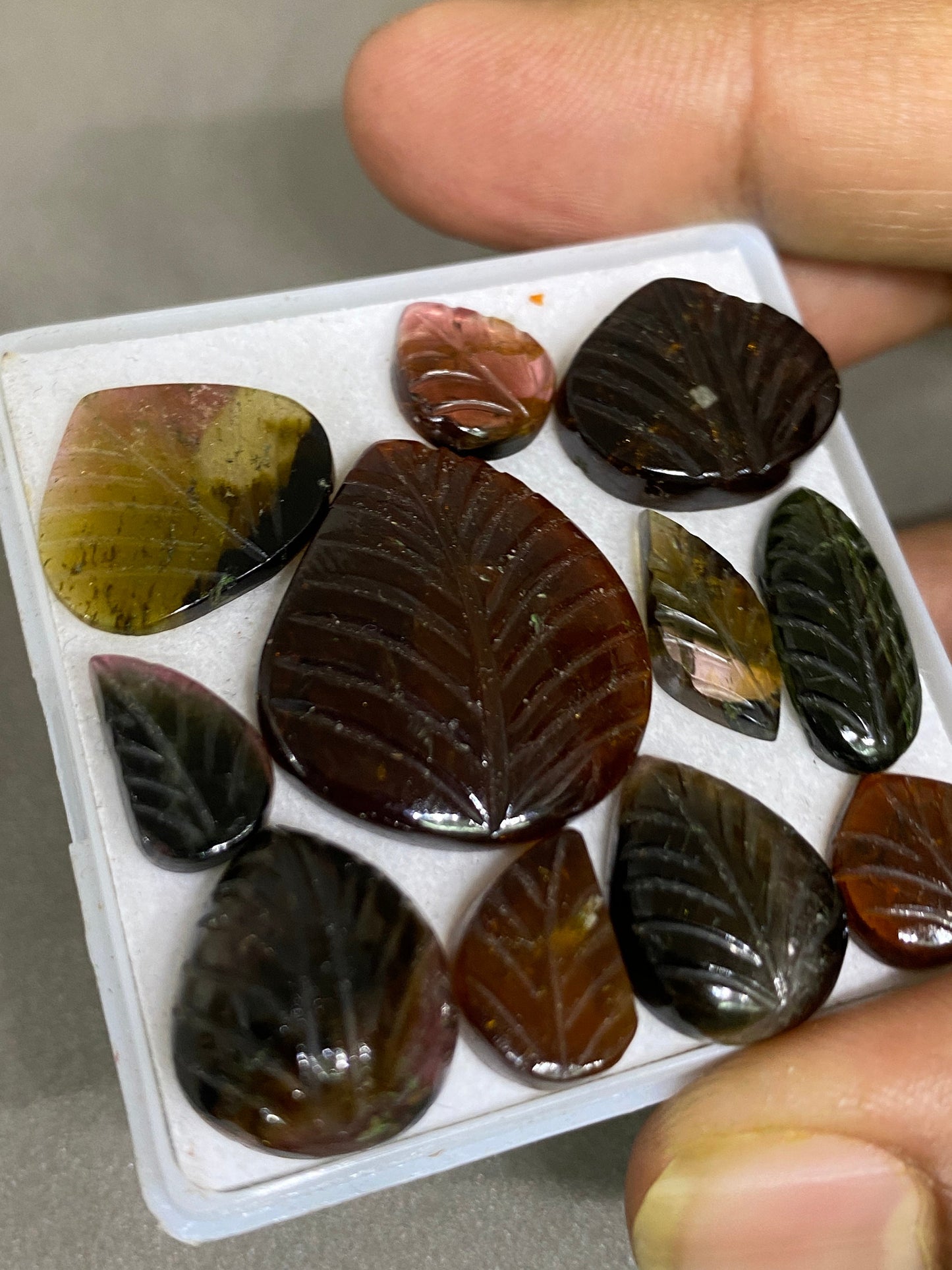 Attractive Petro tourmaline leaves carving petro tourmaline carvings wt 73 carats pcs 11 size 12x7-24x22mm tourmaline big leaf carving