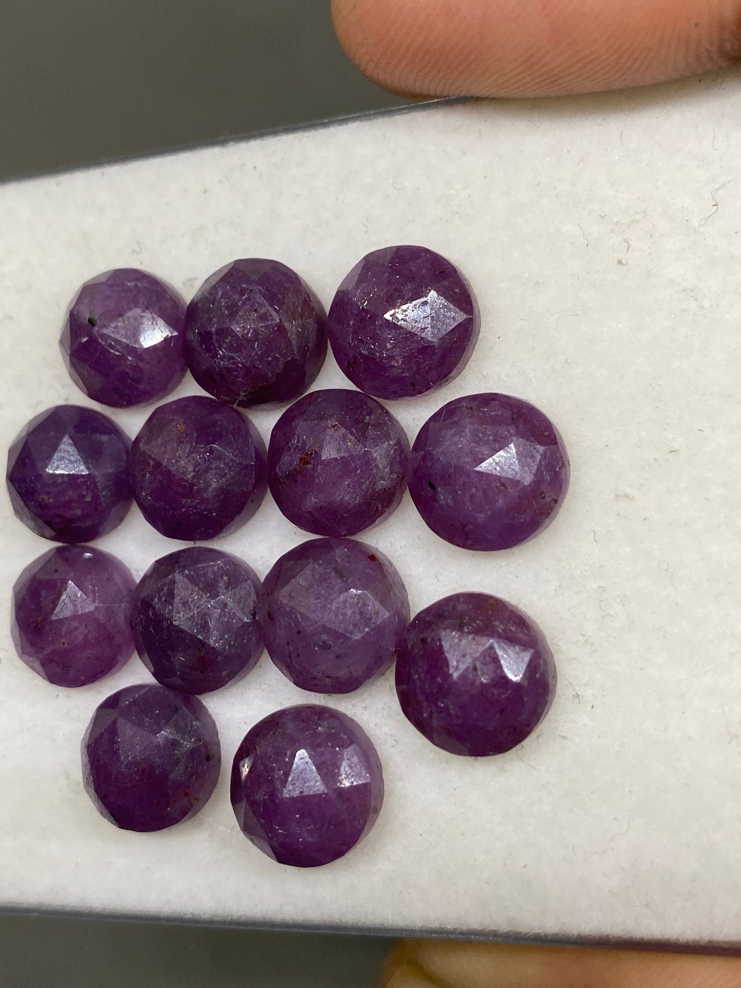 Purple red Sapphire Rosecut flats round shape  wt 71 cts 10mm pcs 13 purple sapphire round rosecut